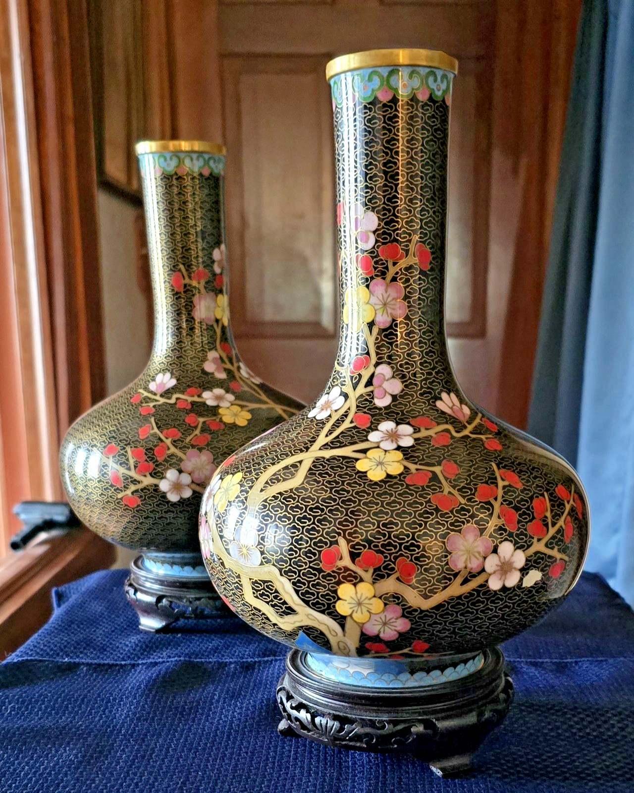 Chinese Cloisonne Enamel Vases Blossoms/Bluebirds w/Stands/Presentation Box 11\