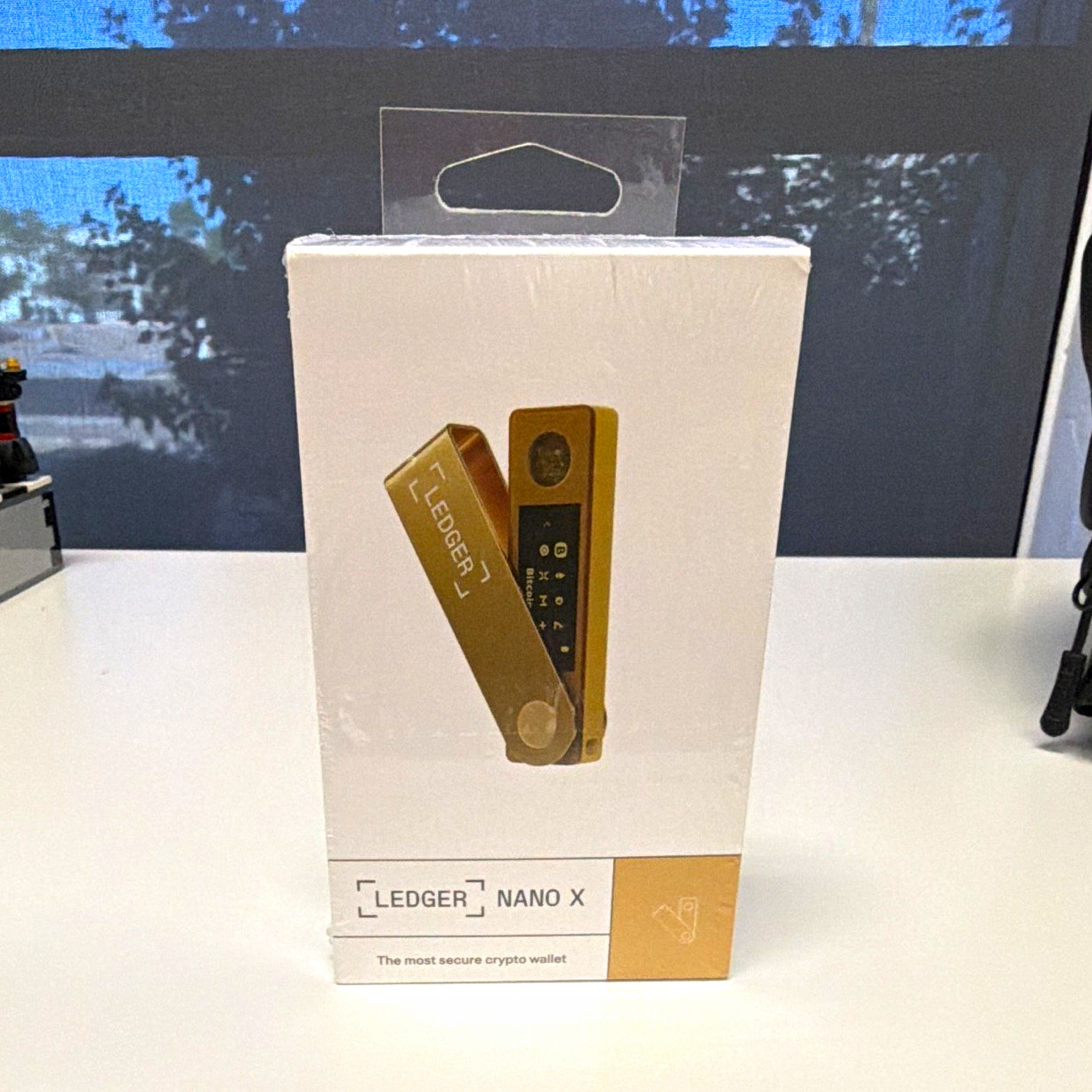 Ledger Nano X Hardware Crypto Wallet, Gold - Crypto-