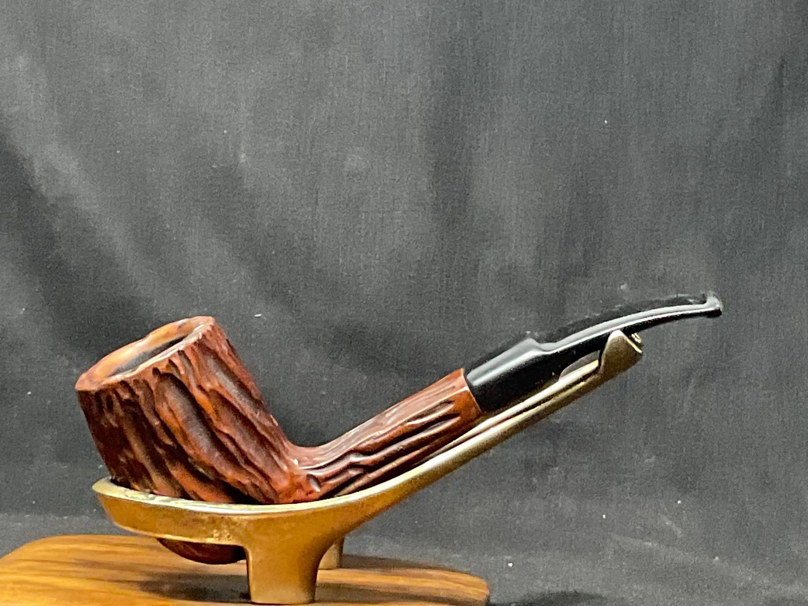 EGRA Hilson Line 680 Rusticated Panel Billiard Vulcanite Saddle Stem Belgian