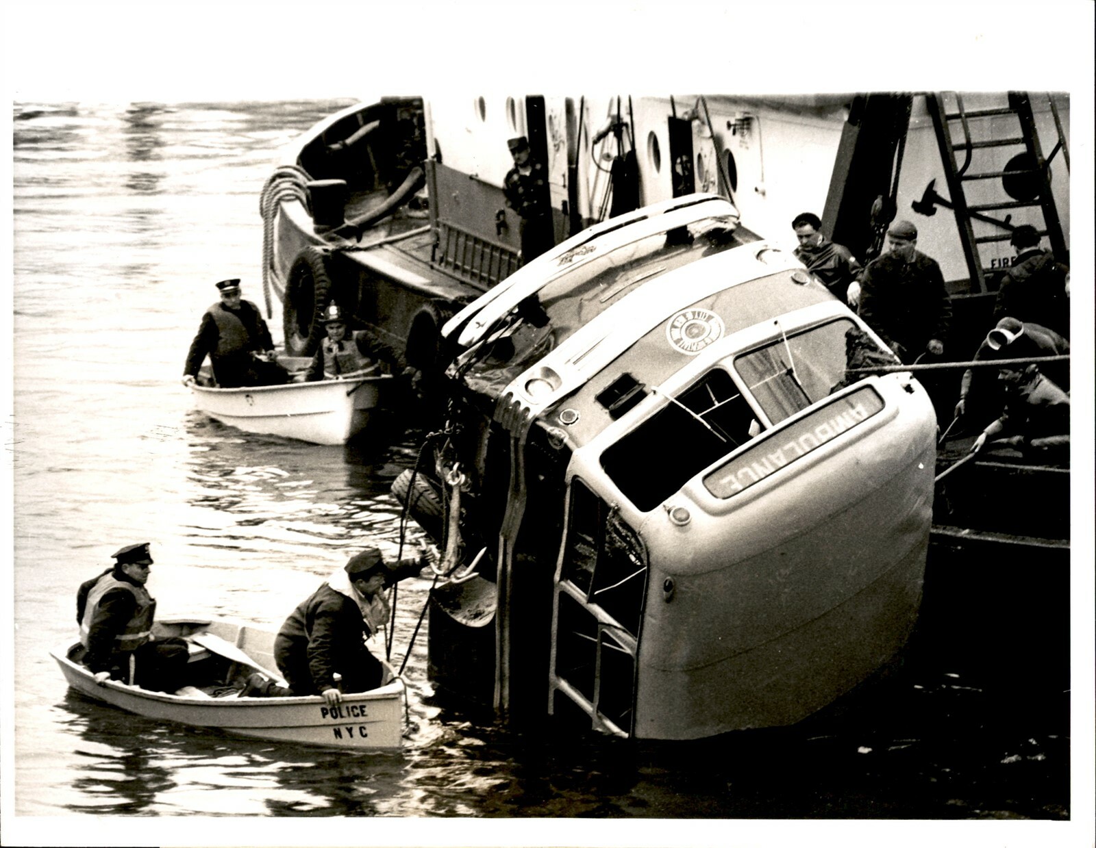 LG906 1963 Original Photo HOSPITAL BUS RAISED New York Welfare Island Goldwater