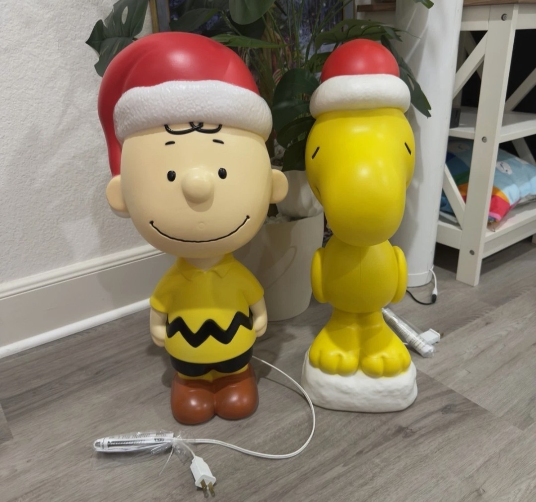 Blow Mold Decor Woodstock And Charlie Brown with Santa Hat 22 in NEW
