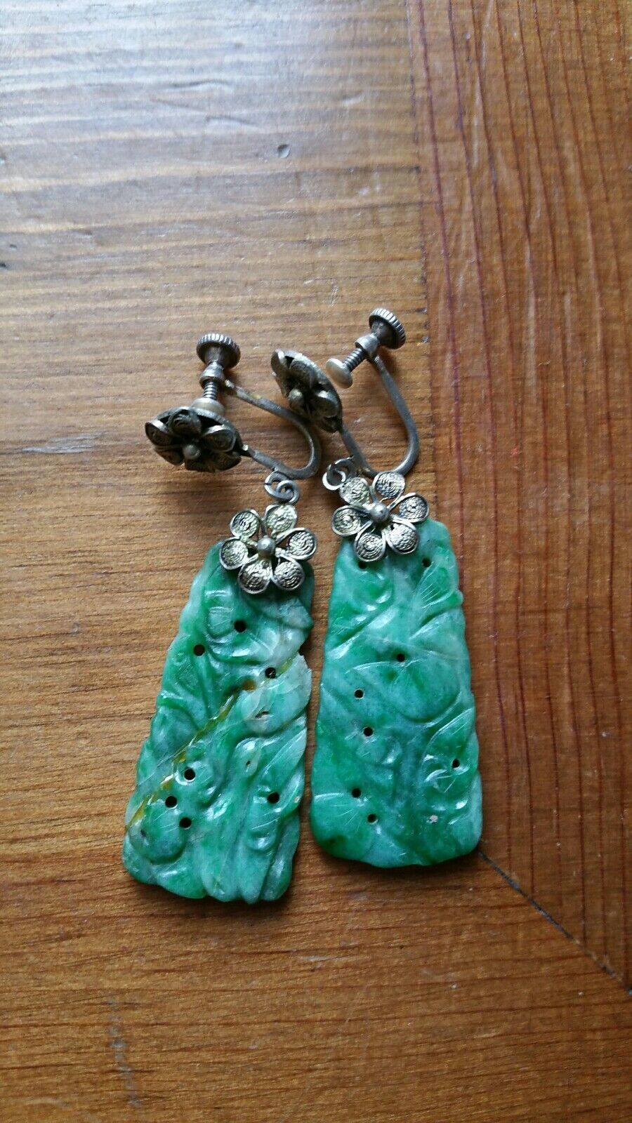 Vintage Antique Chinese Carved  A Jade Emerald Green Earrings (please read)