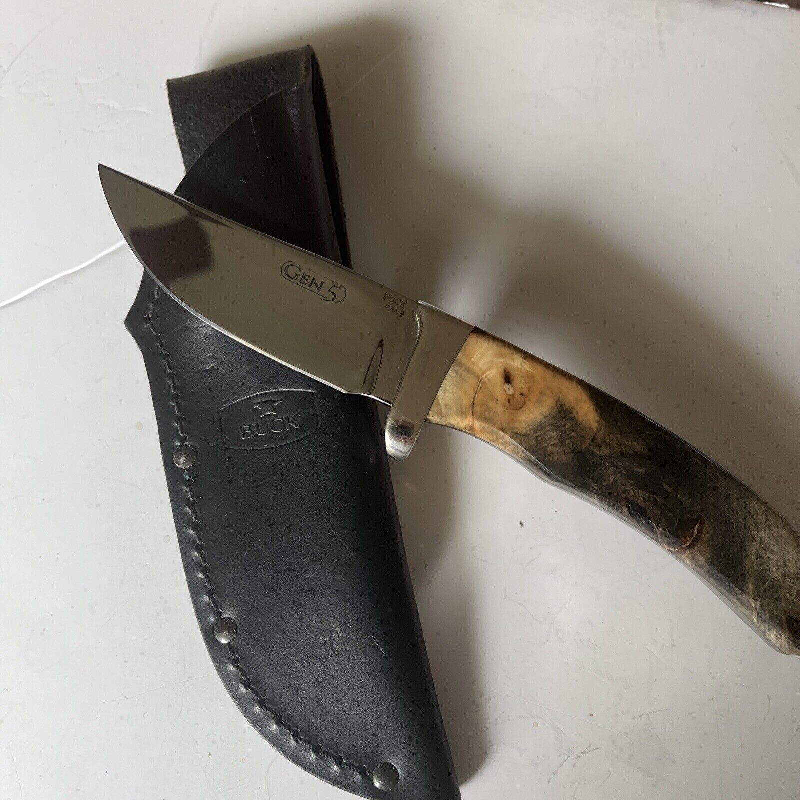 Buck knife GEN 5, Buckeye Burlwood Handle. Made In The USA.