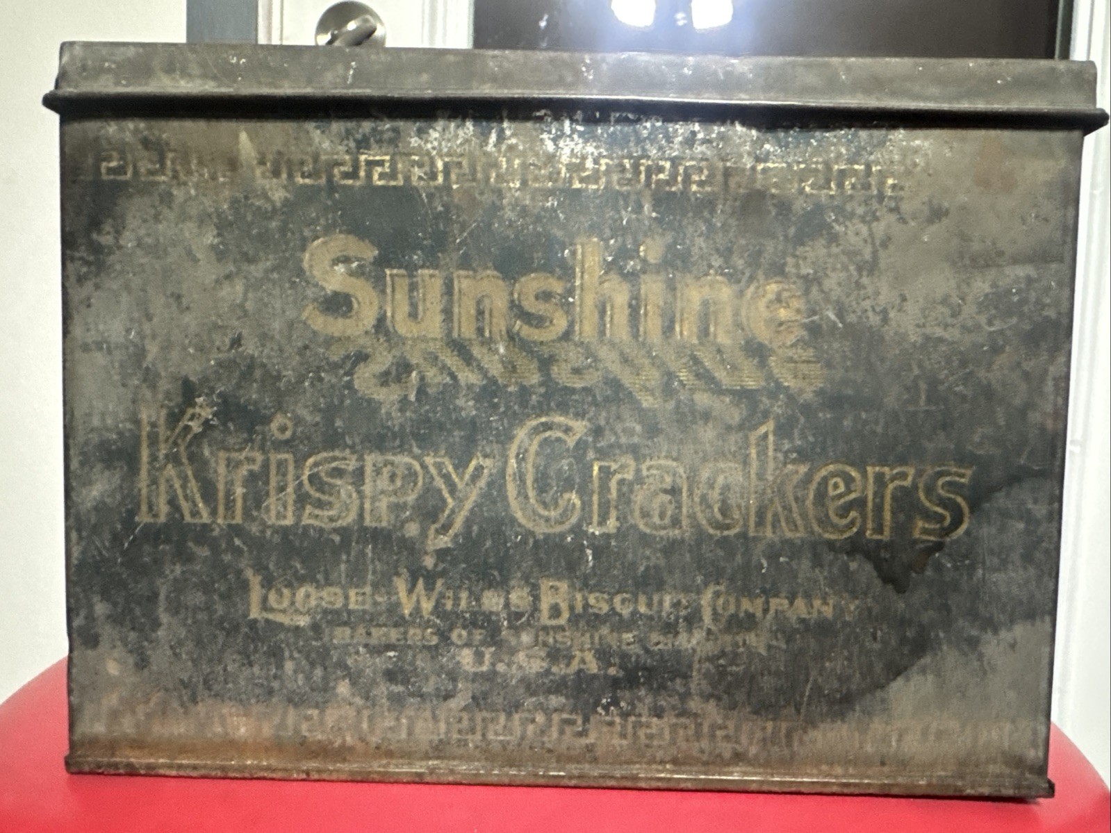 Vintage LOOSE WILES BISCUIT COMPANY SUNSHINE KRISPY CRACKERS TIN EMPTY