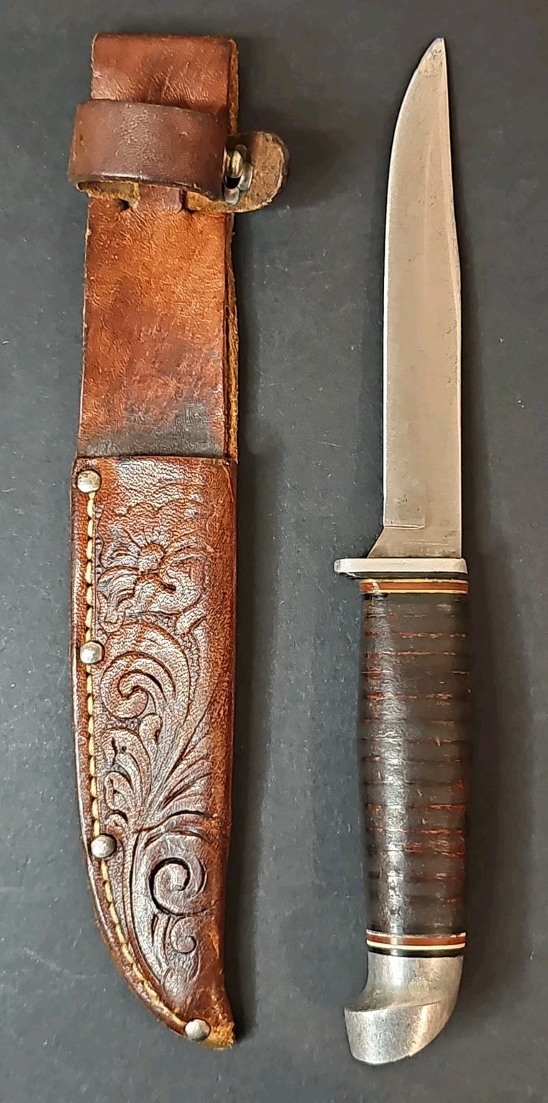 Vintage Shapleigh’s St Louis MO Fixed Blade Hunting Knife w/ Leather Sheath