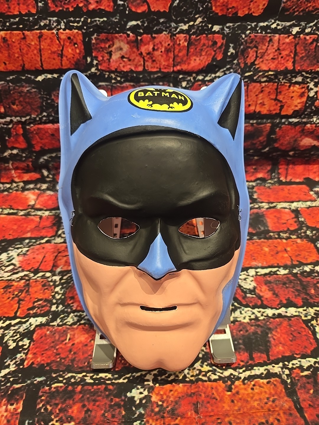 ORIGINAL 1960's Ben Cooper BATMAN - THIN Plastic Mask - NEVER USED