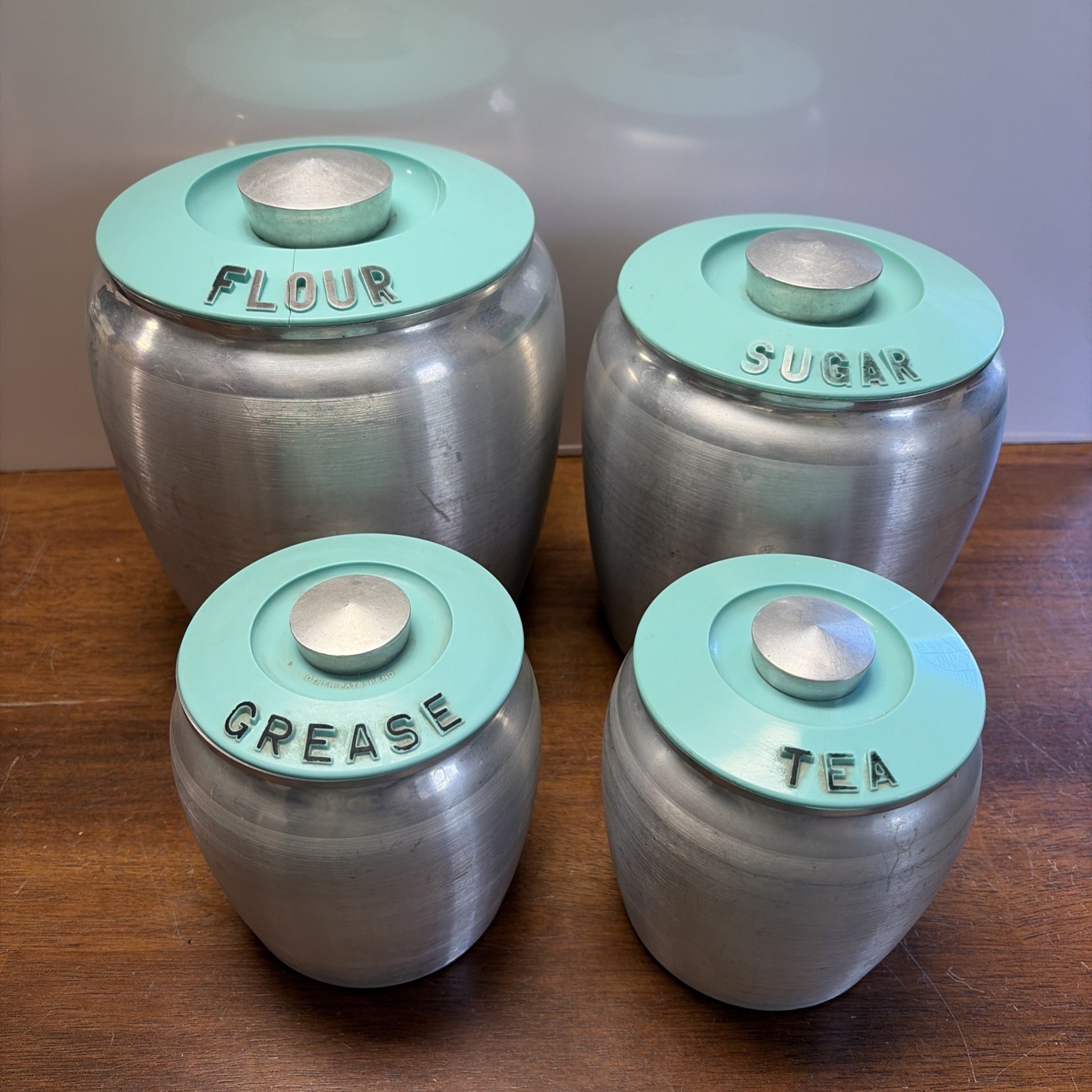 VINTAGE 1950s TURQUOISE KROMEX 4 CANISTER SET Flour Sugar Grease Tea