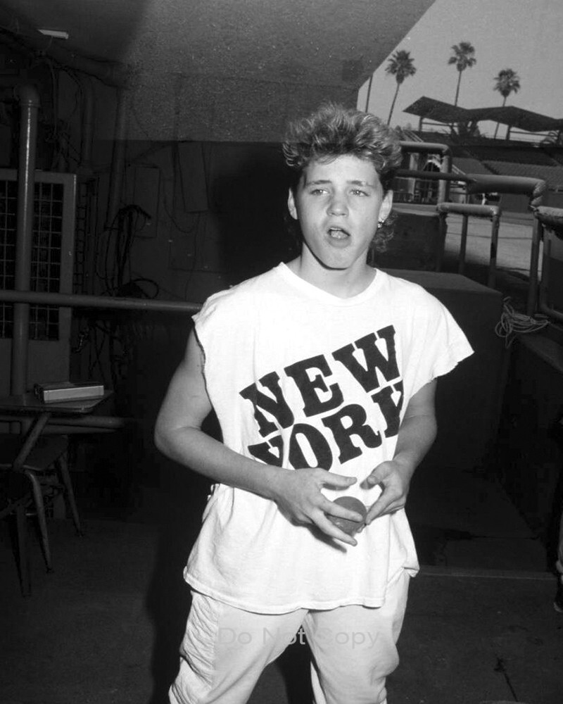 8x10 COREY HAIM GLOSSY PHOTO photograph picture print 1980s 80s