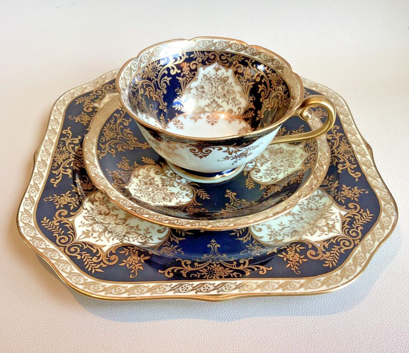Antique NORITAKE TEA CUP & SAUCER & DESSERT PLATE Hand-painted Japan \'M\' Design