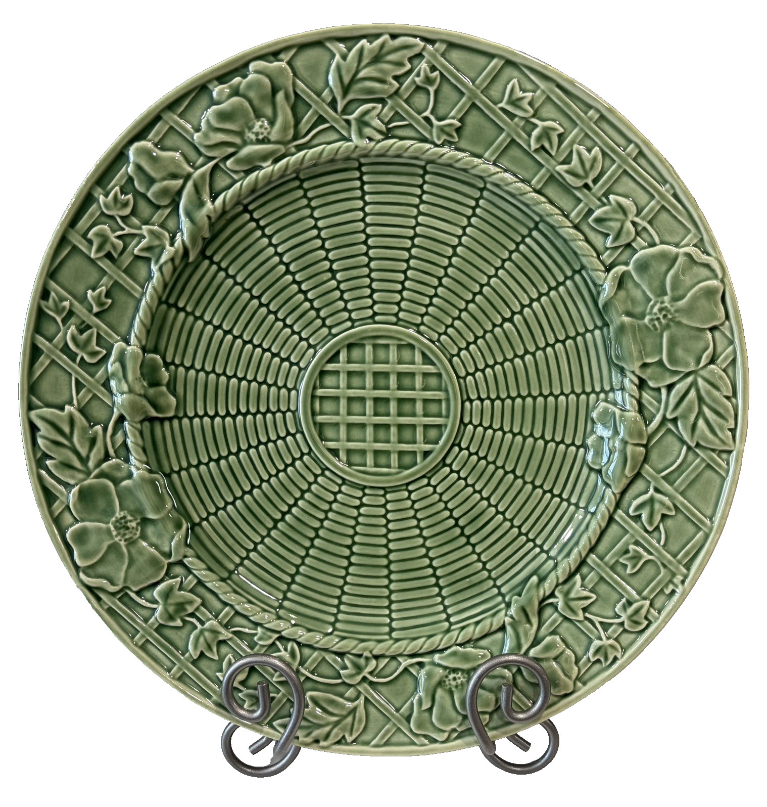 Vintage Bordallo Pinheiro Green Majolica Basketweave 12 Vintage Bordallo Pinheiro Green Majolica Basketweave 12