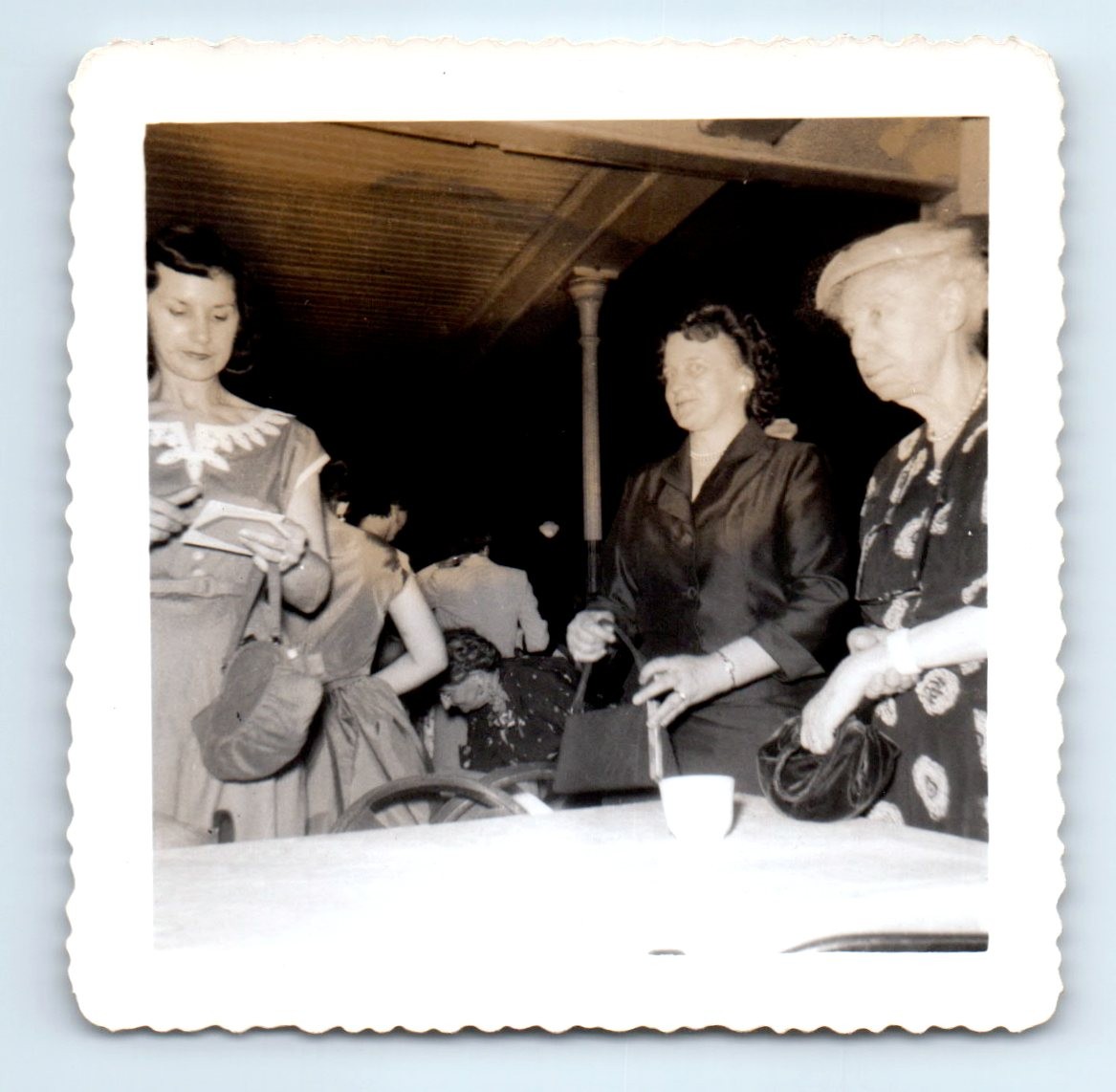 Old Vintage Square Photo WOMEN GROUP GATHERED IN ROOM FOUND SNAPSHOT
