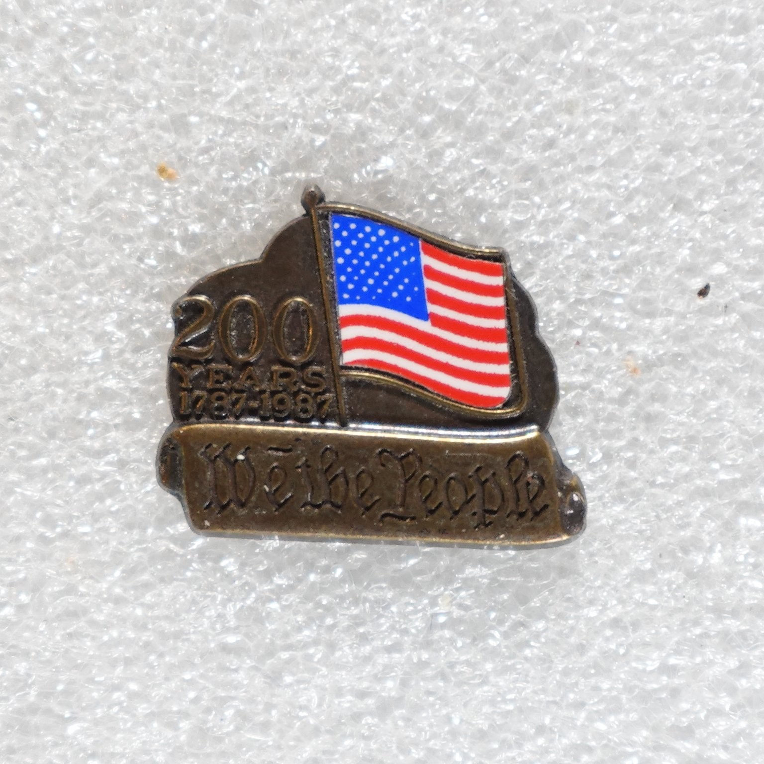 1987 US Constitution Bicentennial Pin 1987 US Constitution Bicentennial Pin