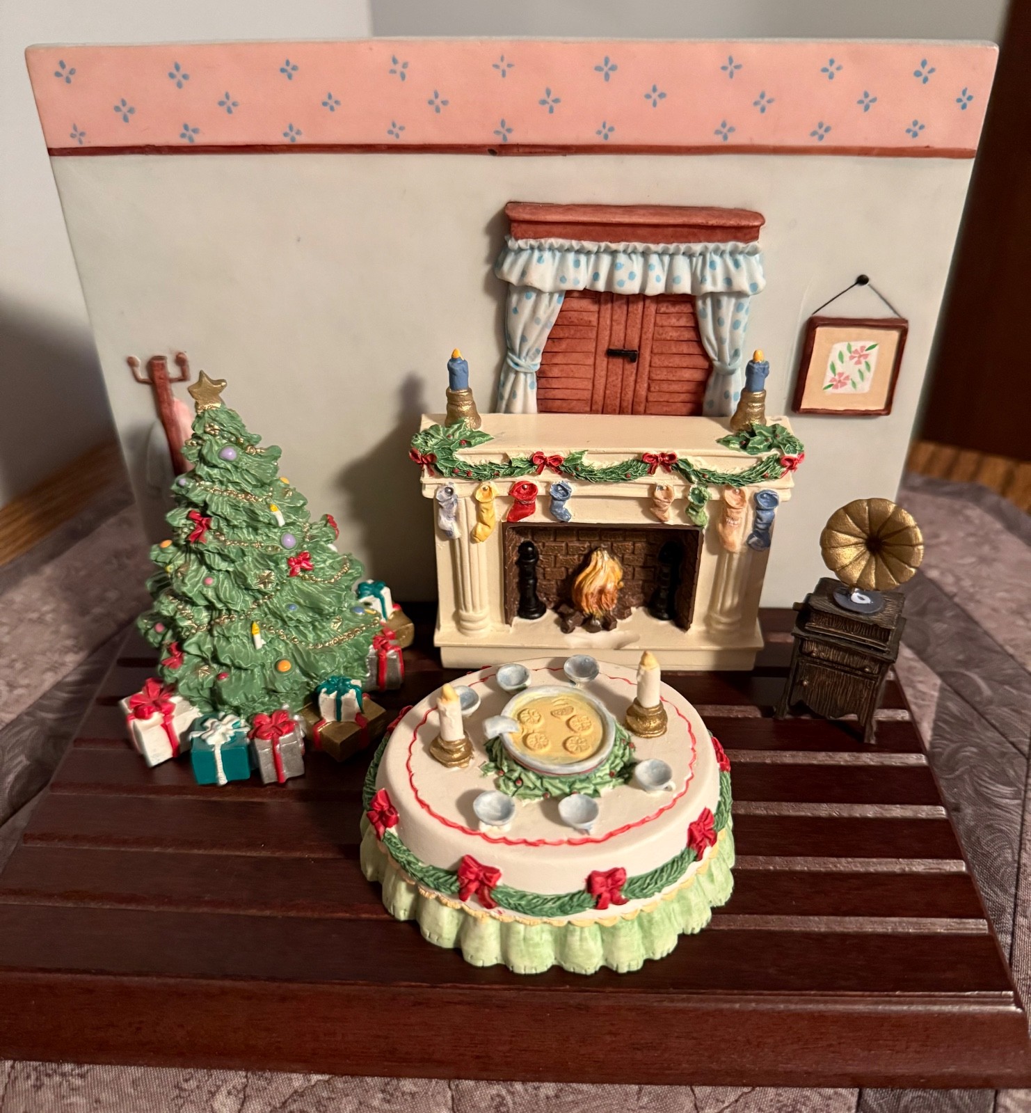 Vintage Schmid Kitty Cucumber Christmas Scene Display Base - ULTRA RARE