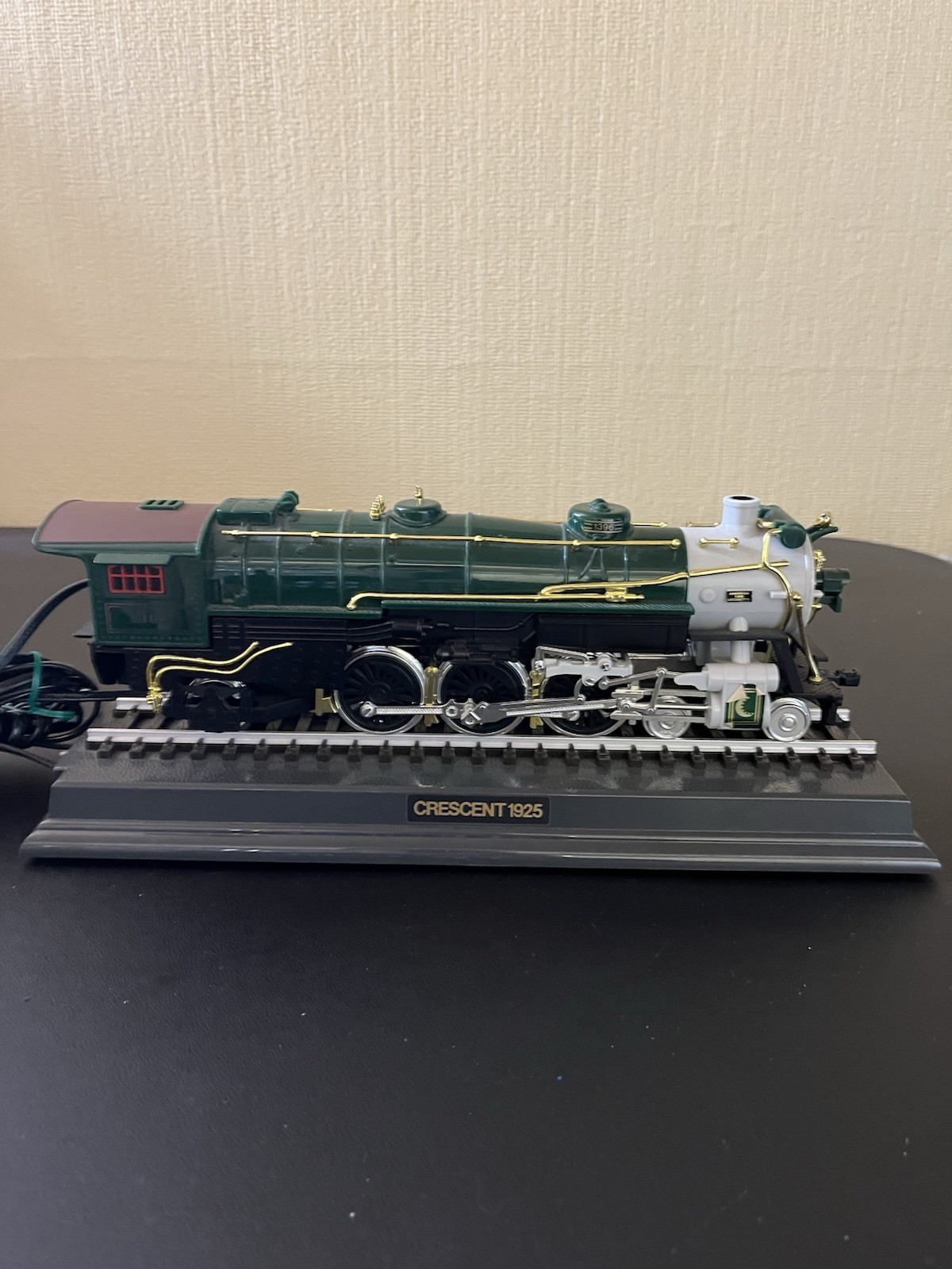 VTG Telemania Crescent 1925 Steam Train Locomotive Touch Tone Telephone
