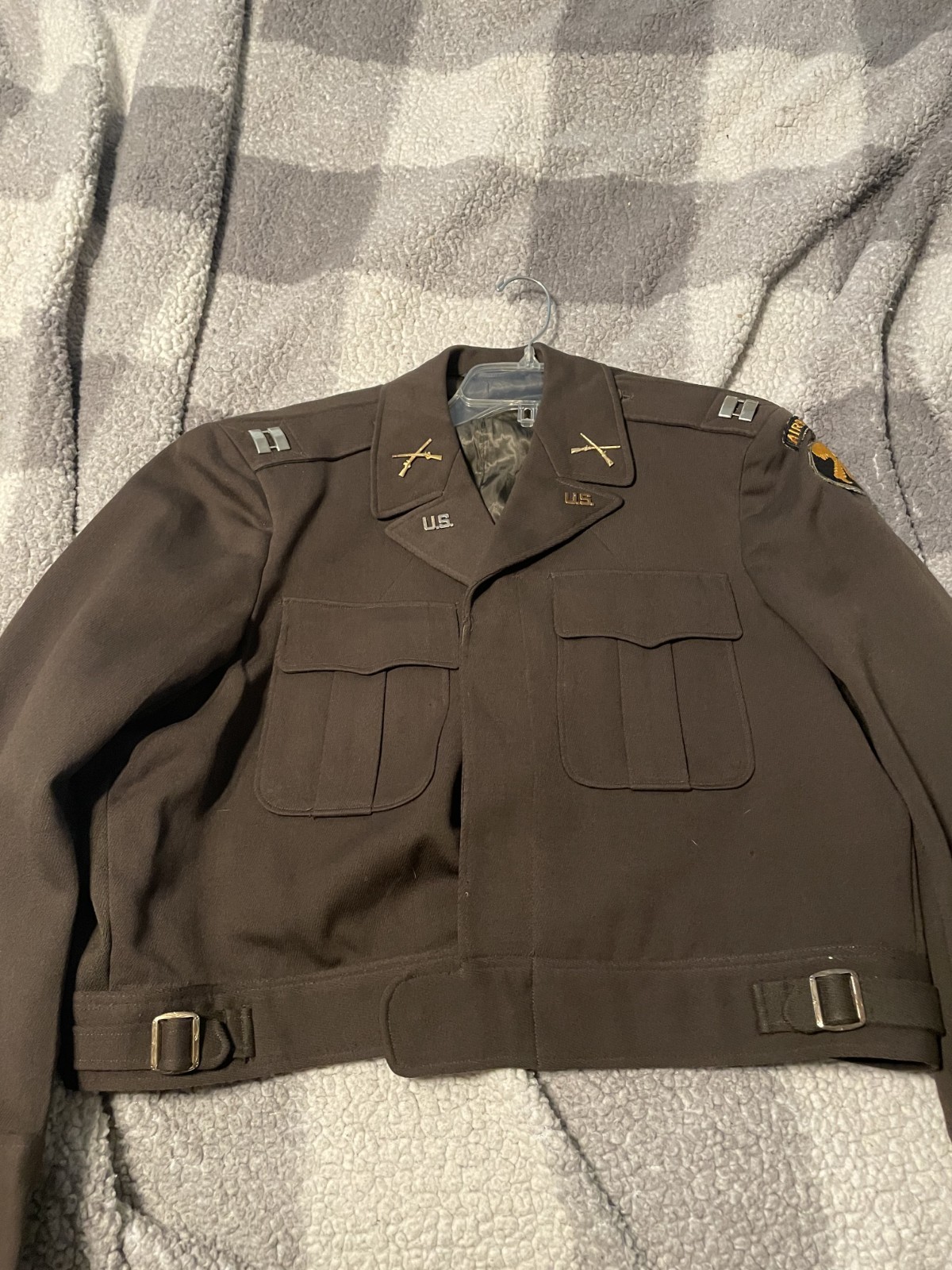 Vintage WW2 US Army Officer Custom Ike Jacket Gabardine Large Size Vintage WW2 US Army Officer Custom Ike Jacket Gabardine Large Size