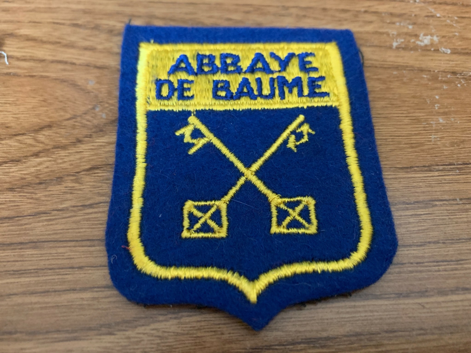 Vintage Abbaye-de-Baume (France) Woven Felt Souvenir Patch/Badge