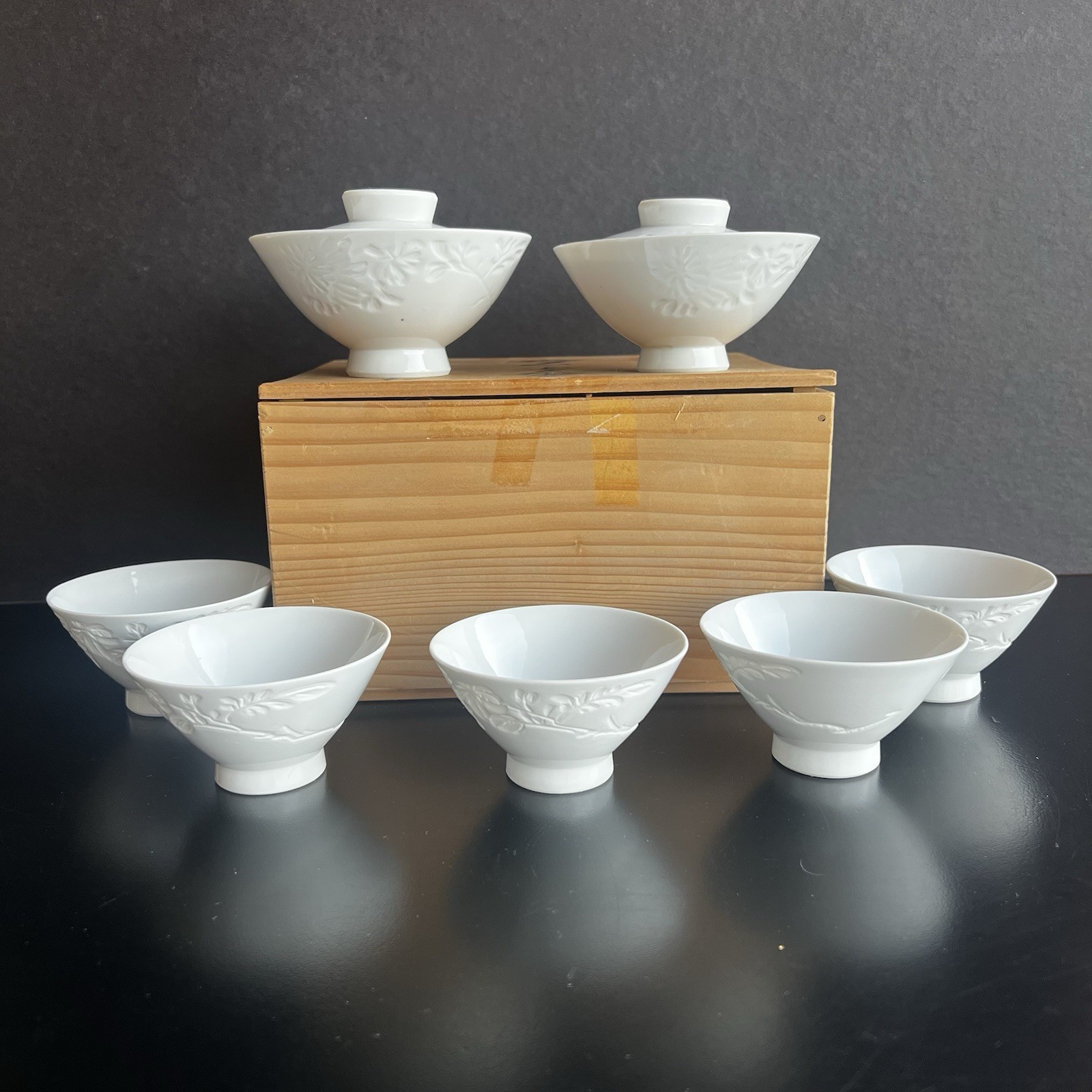 Vintage White Porcelain Kaiseki Bowls & Cups Signed Box 9pc Unused Arita Japan