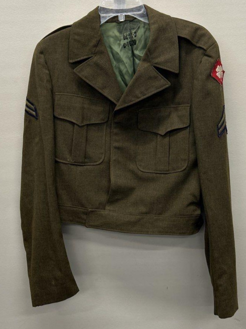 Vintage WWII US Army M1944 Wool Ike Jacket Corporal 4th Field Army Patch