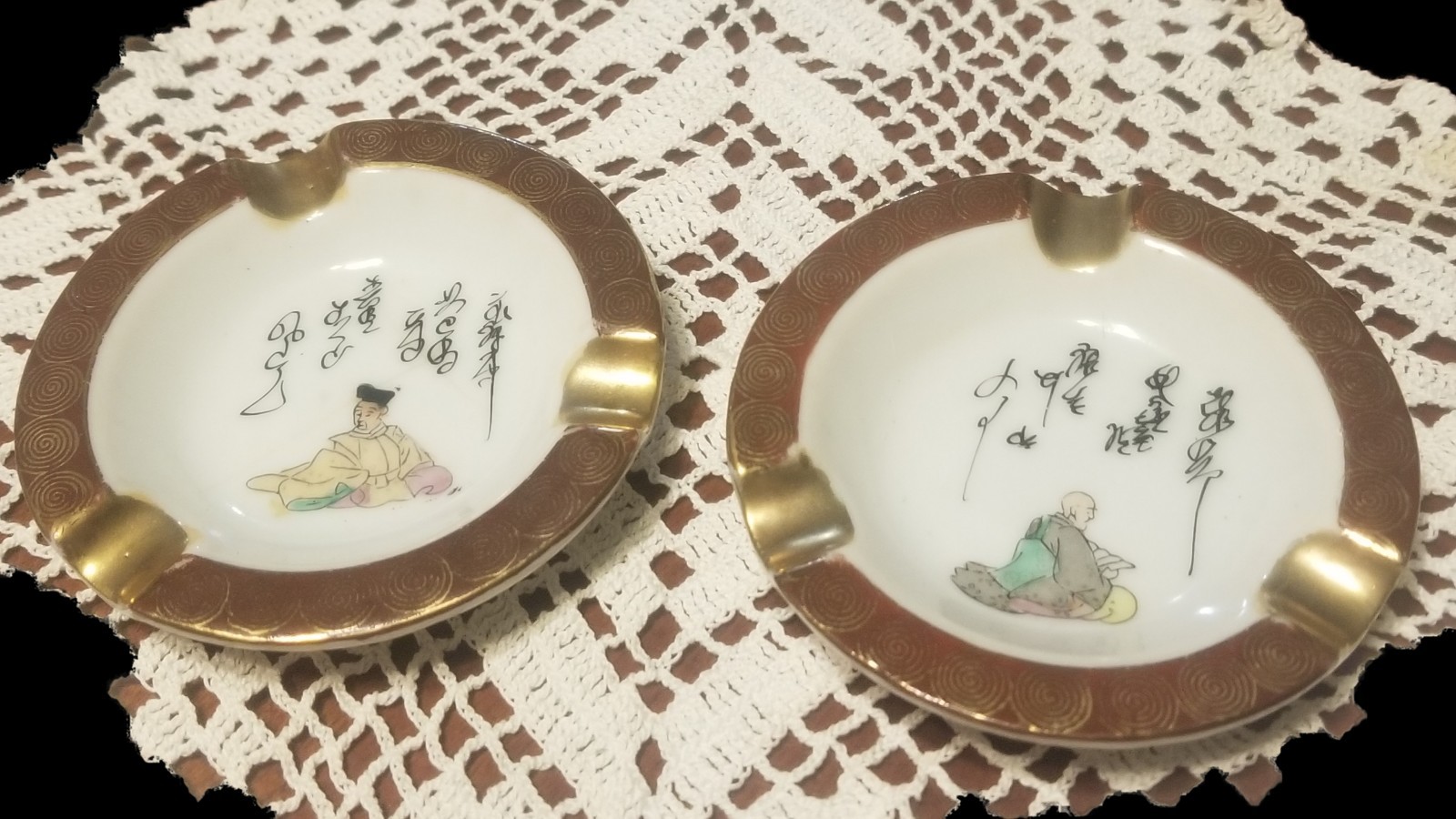Antique Ashtrays, 2 Shozan Kutani Japanese Handpainted Porcelain 3 Antique Ashtrays, 2 Shozan Kutani Japanese Handpainted Porcelain 3
