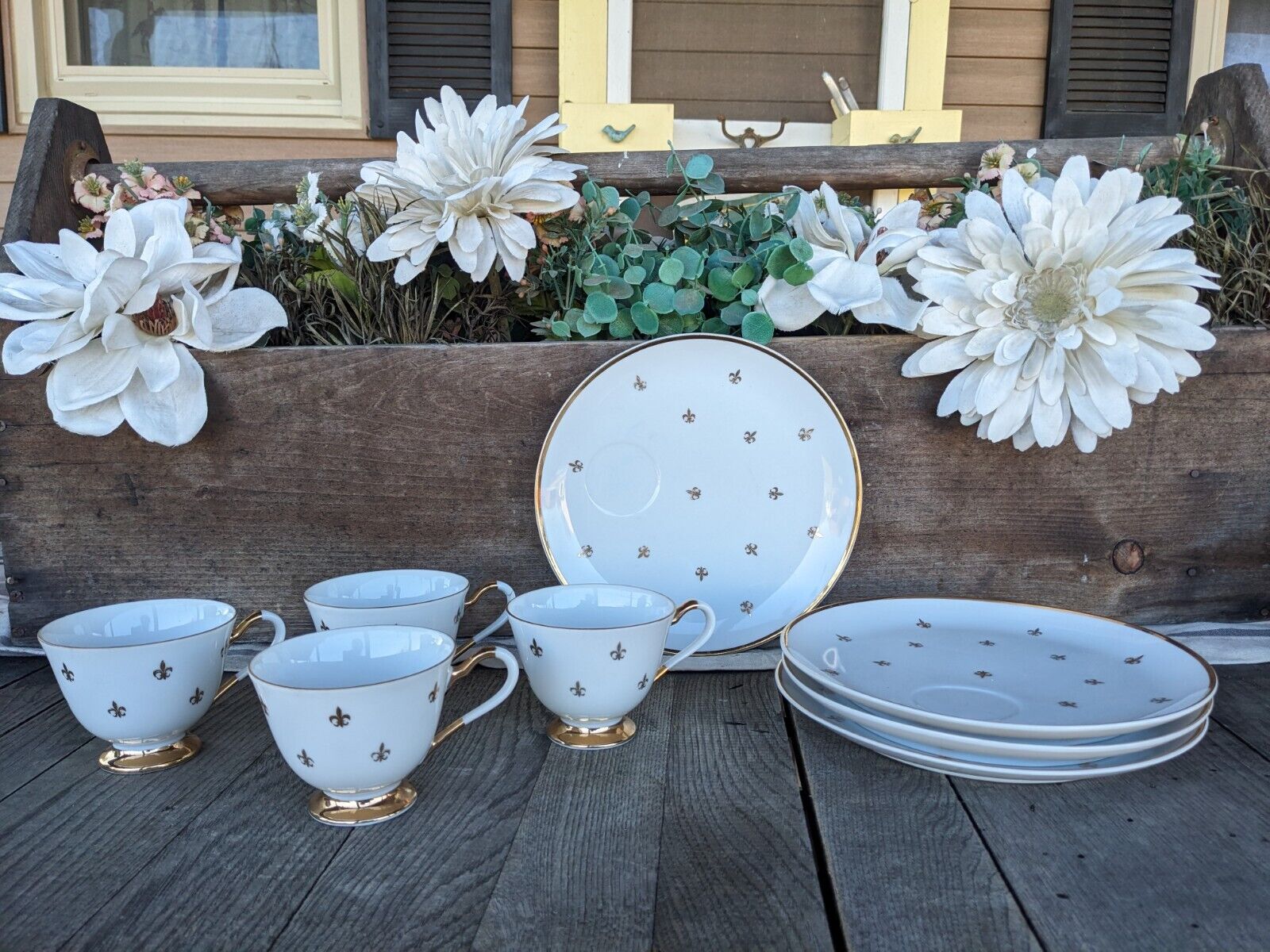 Vintage Fleur-De-Lis Teacup & Luncheon Plates #3512 - Set Of Four (4)