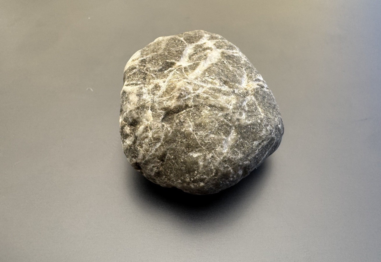 Natural Gray Beach Stone Rock From San Francisco Coast Quartz Veins Decor Pebble Natural Gray Beach Stone Rock From San Francisco Coast Quartz Veins Decor Pebble