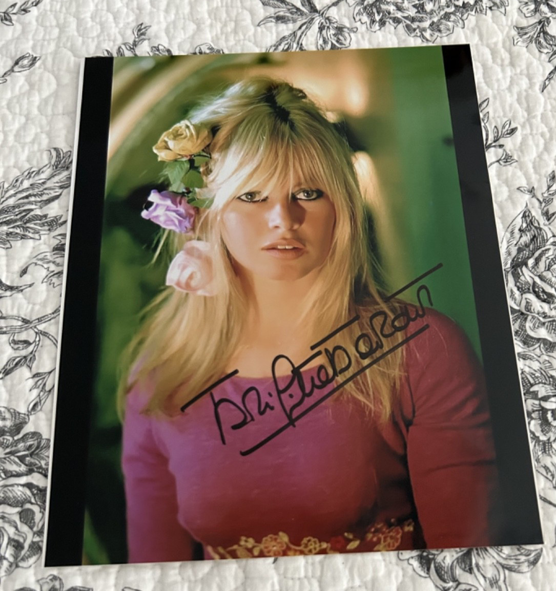 BRIGITTE BARDOT SIGNED AUTOGRAPHED 8X10 PHOTO AUTHENTIC TTM FRANCE #2. 8X10 BRIGITTE BARDOT SIGNED AUTOGRAPHED 8X10 PHOTO AUTHENTIC TTM FRANCE #2. 8X10