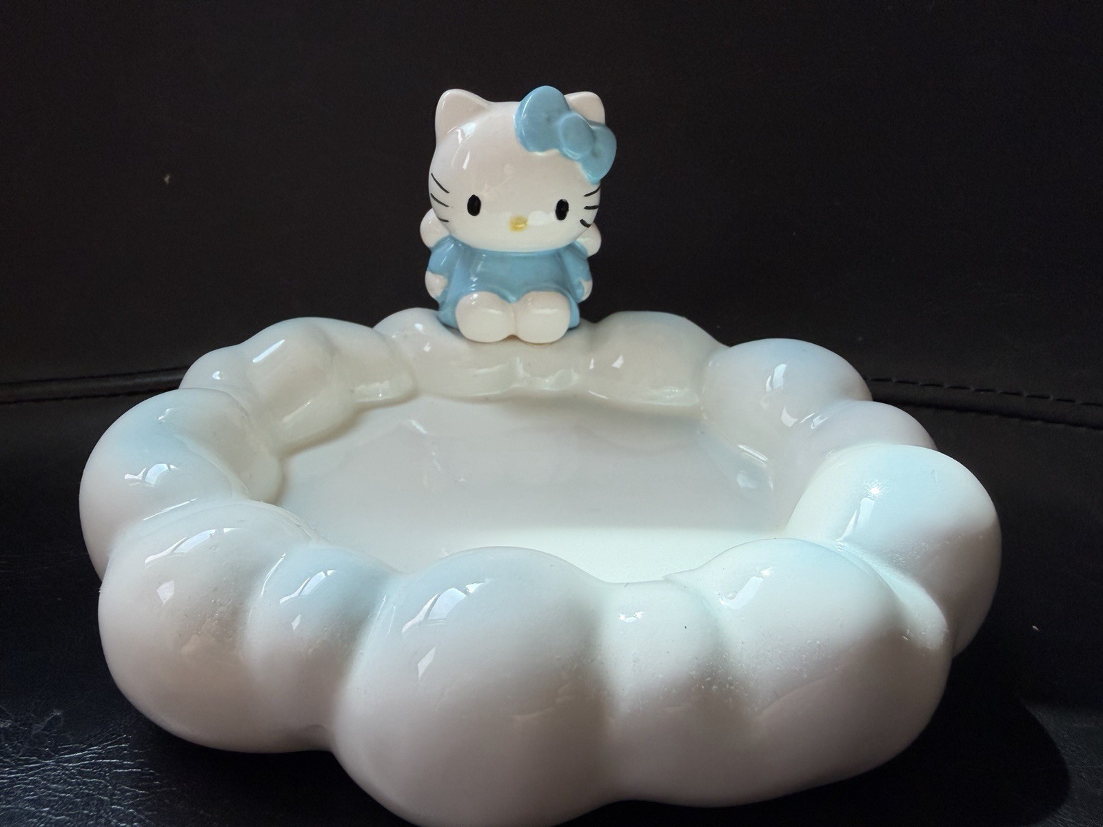 Vintage 1998 Sanrio Hello Kitty Blue Angel Cloud Ceramic Jewelry Trinket Dish