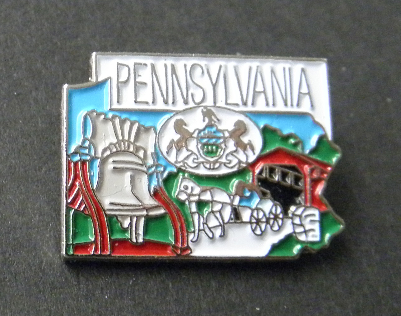PENNSYLVANIA US STATE MAP LAPEL PIN BADGE 1 INCH