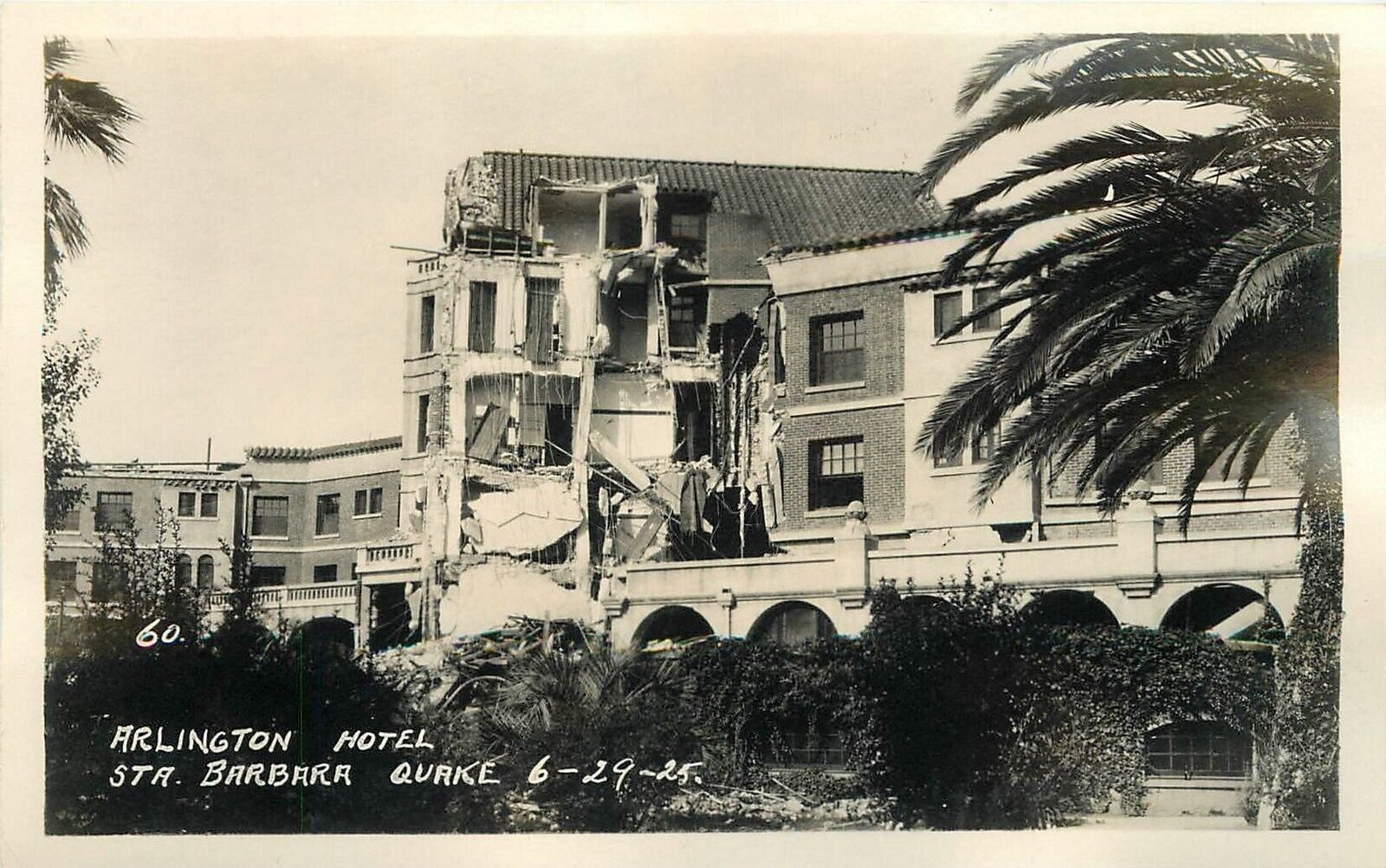 Postcard RPPC Photo California Arlington Hotel Santa Barbara Earthquake 22-14238
