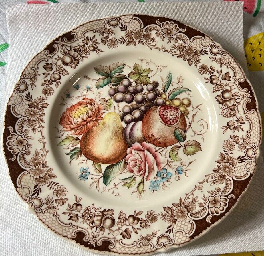 Harvest By Johnson Brothers , Dinner Plate           10 3/4”