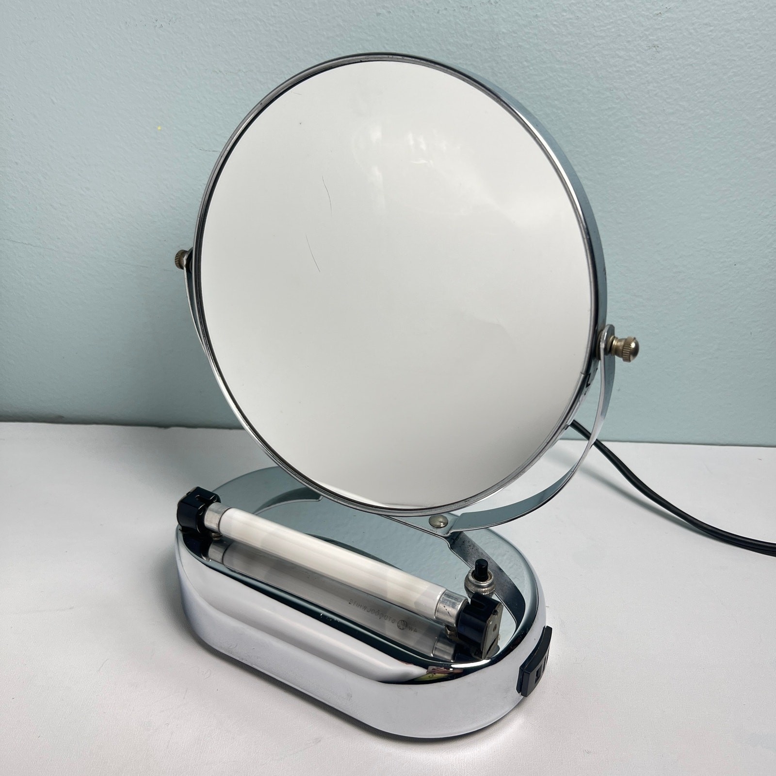Vintage Art Deco National Metal Mfg Co Lighted Vanity Mirror Chrome Chicago 22