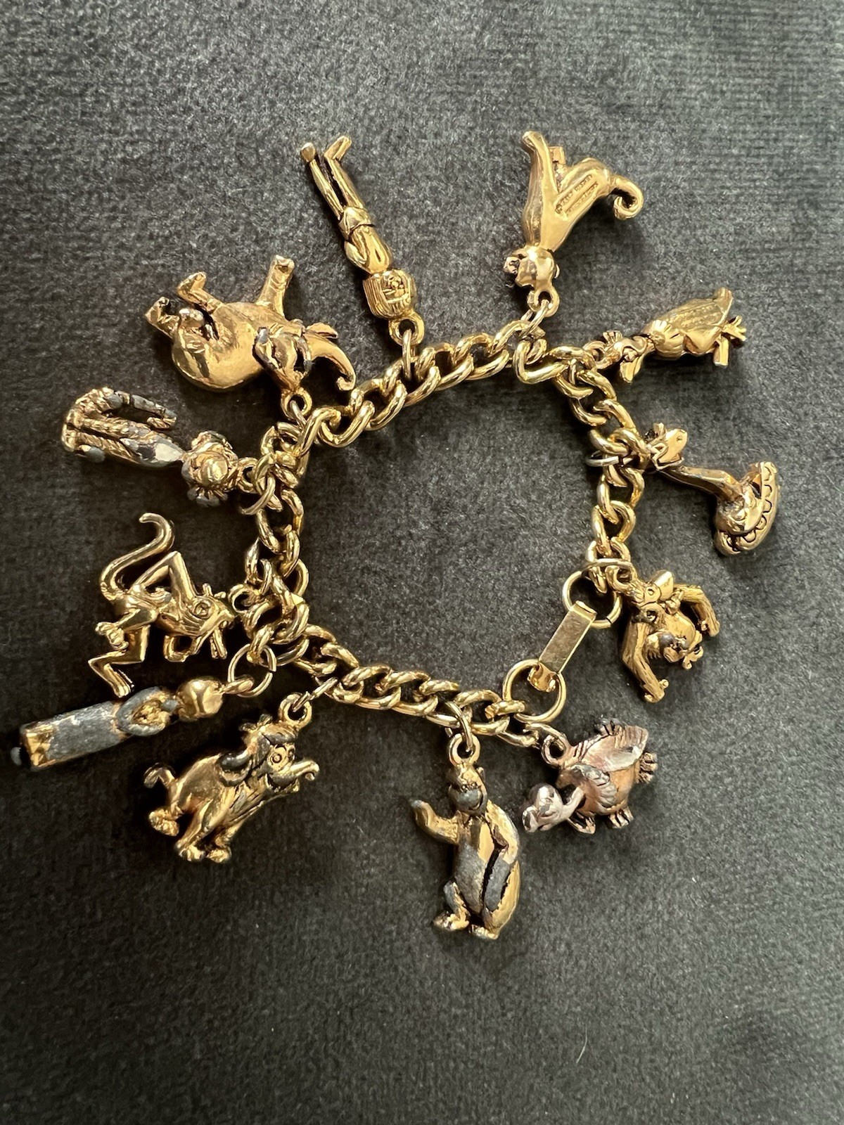 Vintage 1960s Walt Disney Jungle Book Complete 12 Charm Bracelet WDP Gold Tone