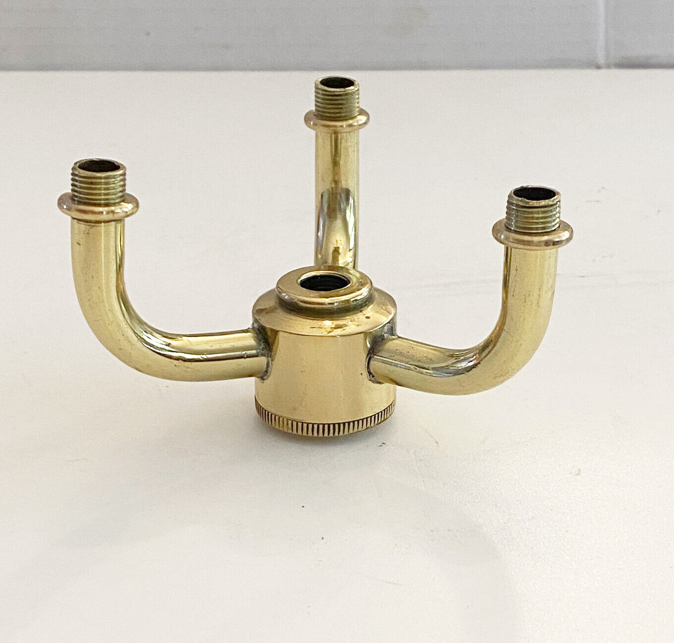 New: Solid Brass 3-Arm Cluster Body Polished & lacquered lamp part