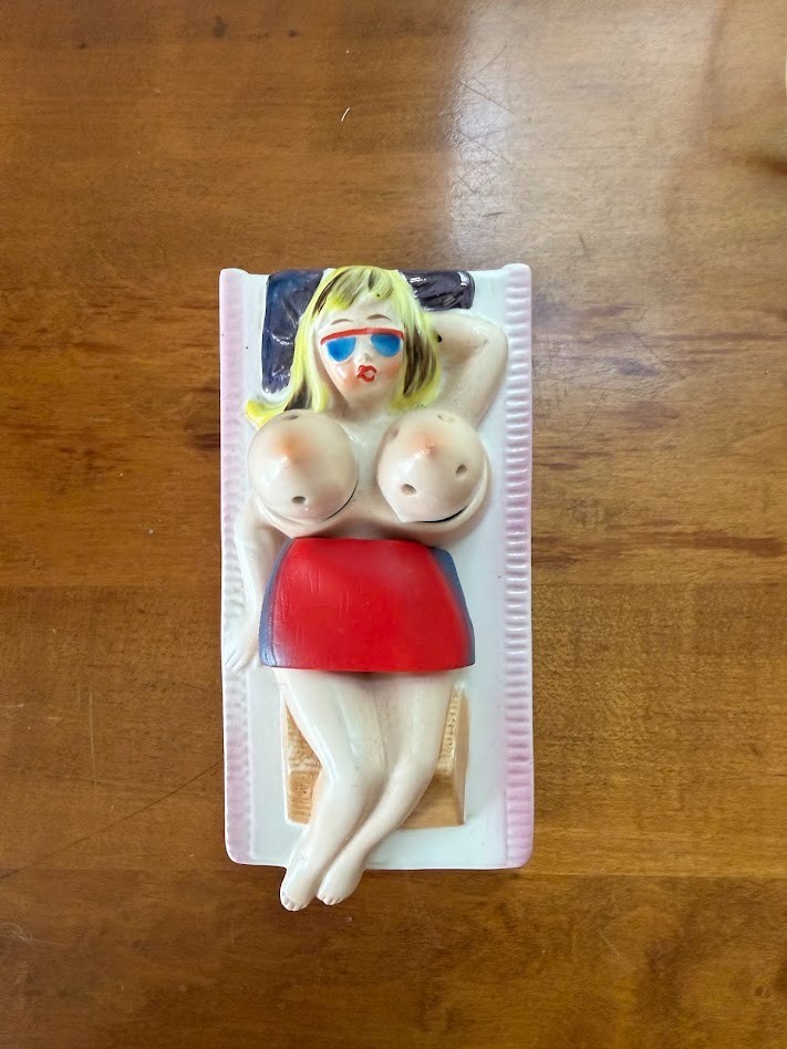 Vintage 80s Novelty Ceramic Beach Babe Boobie Salt n Pepper Shaker Japan - VIDEO