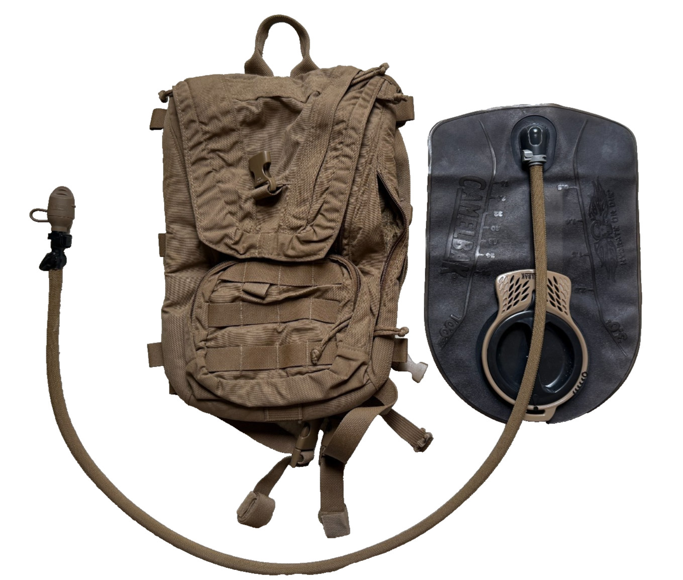 USMC Hydration Pack Carrier with 100 oz Bladder CamelBak Coyote USED USMC Hydration Pack Carrier with 100 oz Bladder CamelBak Coyote USED
