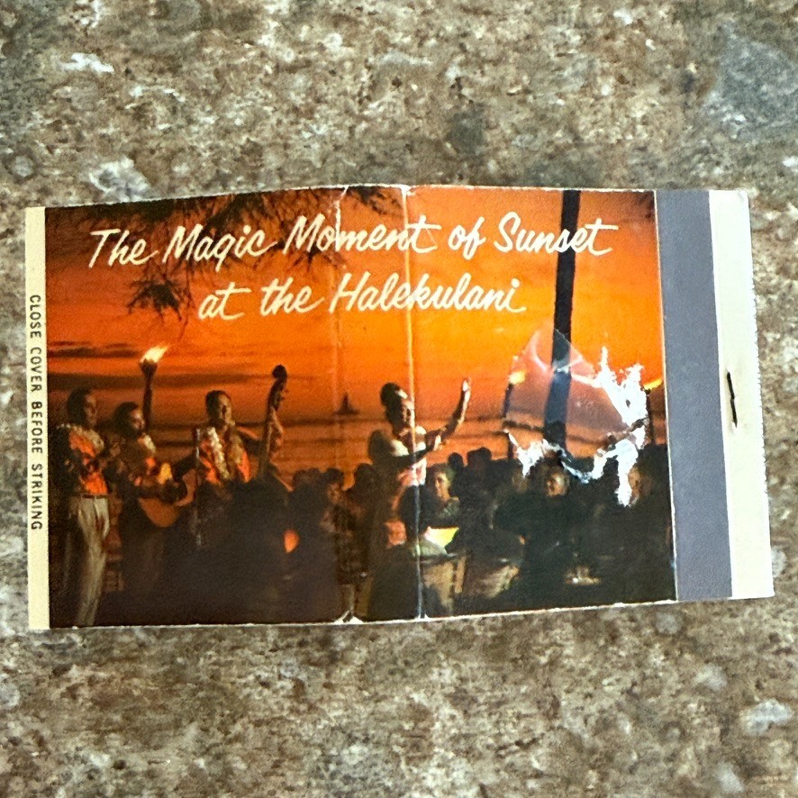 Vintage Halekulani Hotel Waikiki Hawaii Matchbook Full Sunset Hawaiian Tiki