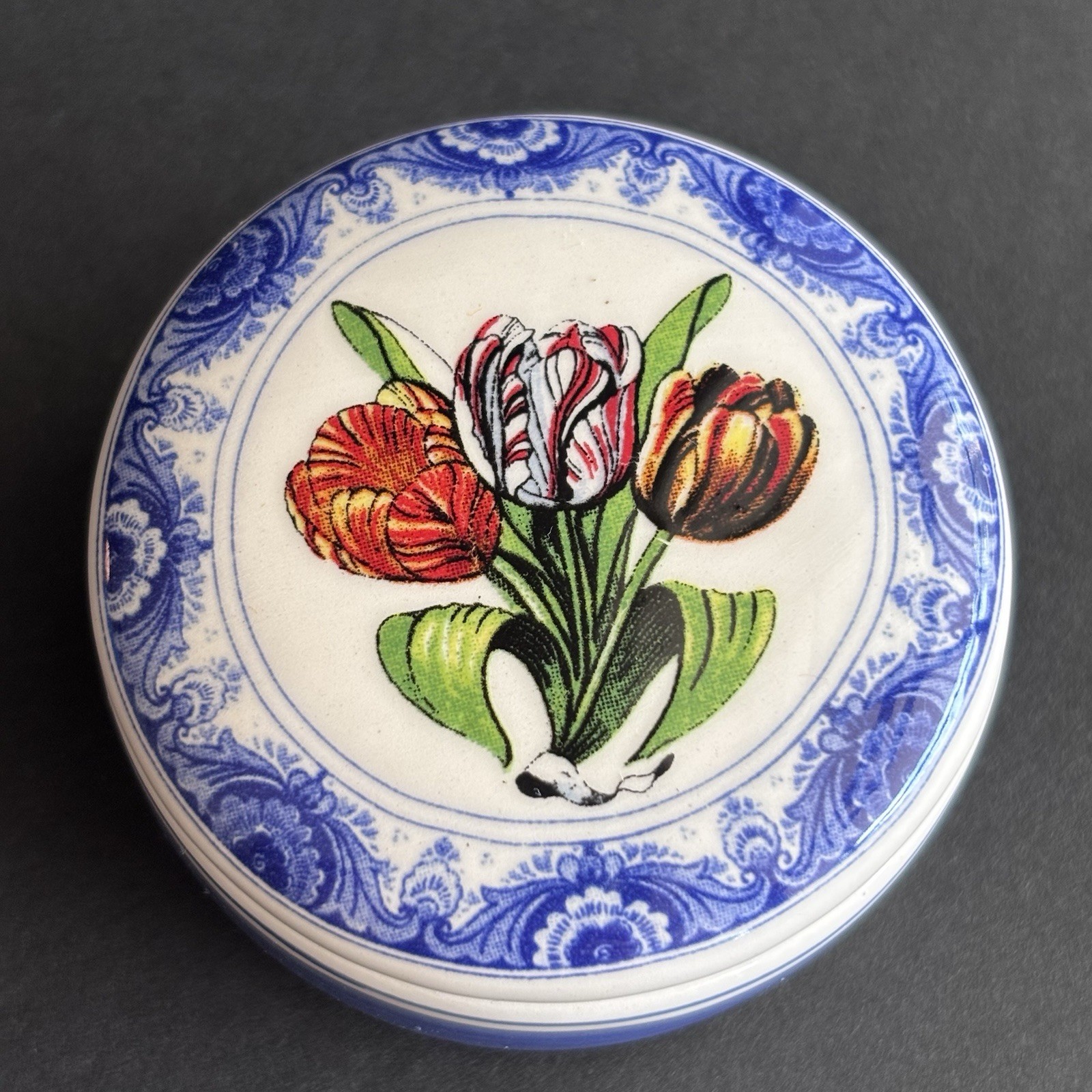Vintage Delft Blue Round Tulip Trinket Box by AGRO Holland