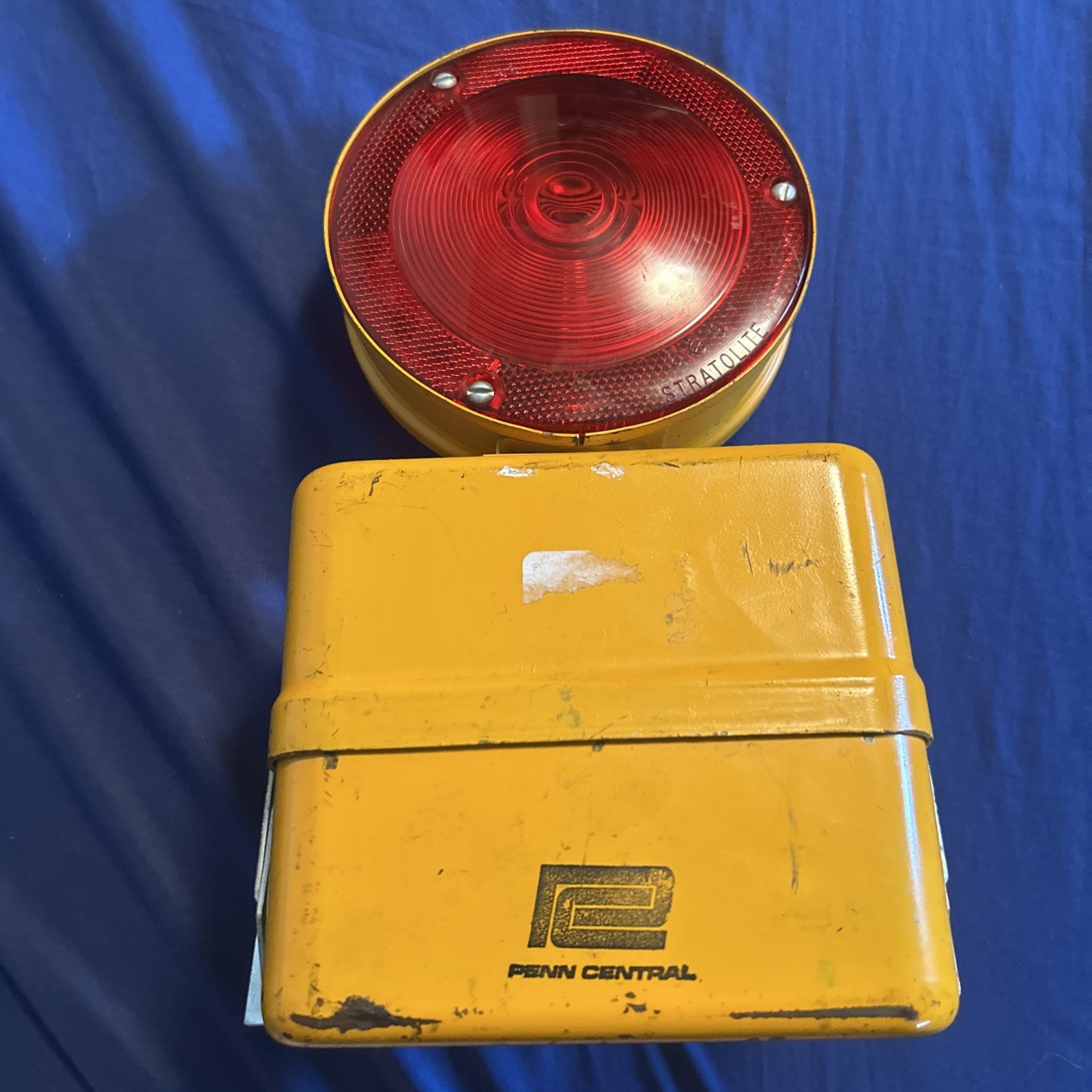 Antique Penn Central Pennsylvania Railroad Star Flasher Caboose Warning Light