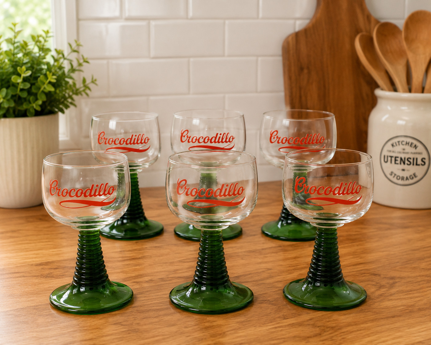 Vintage Crocodillo Glasses Set of 6 Green Stem Goblets Retro Barware 70\'s 4.5\