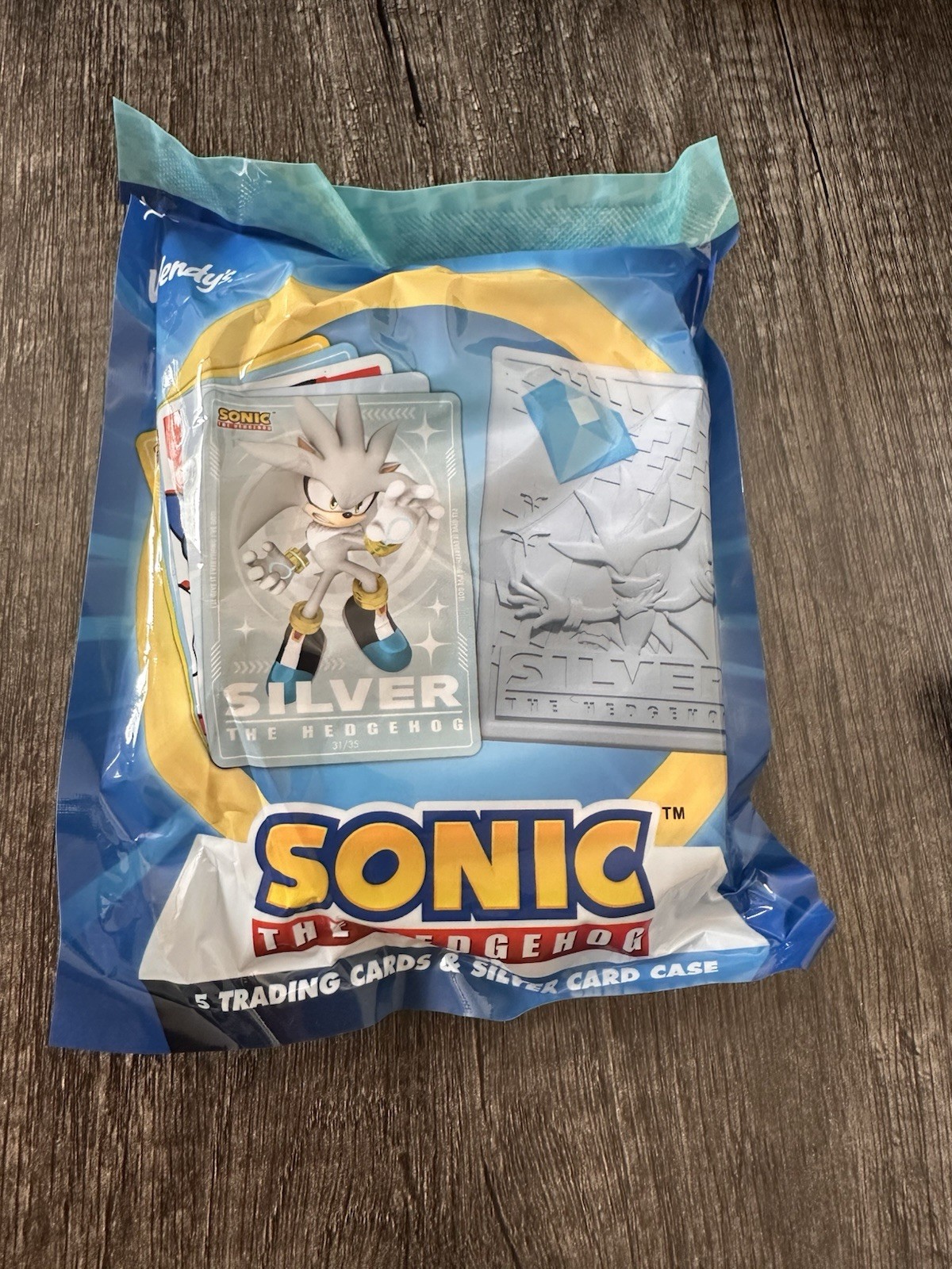 Wendy\'s Sonic the Hedgehog Trading Card Pack Sealed 5 Cards - Silver Wendy\'s Sonic the Hedgehog Trading Card Pack Sealed 5 Cards - Silver