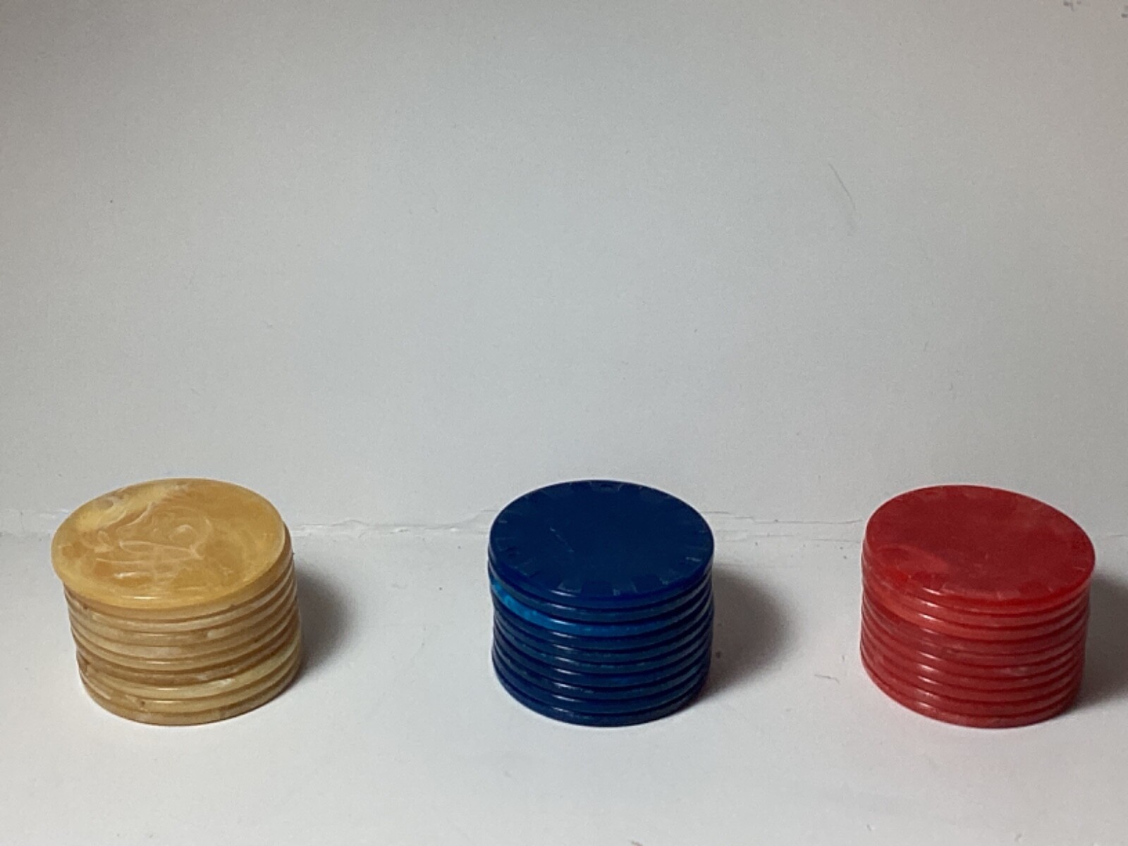 Vintage 30 Poker Chips 10 Butterscotch, 10 Red, 10 Blue, Swirl Vintage 1.5” Vintage 30 Poker Chips 10 Butterscotch, 10 Red, 10 Blue, Swirl Vintage 1.5”