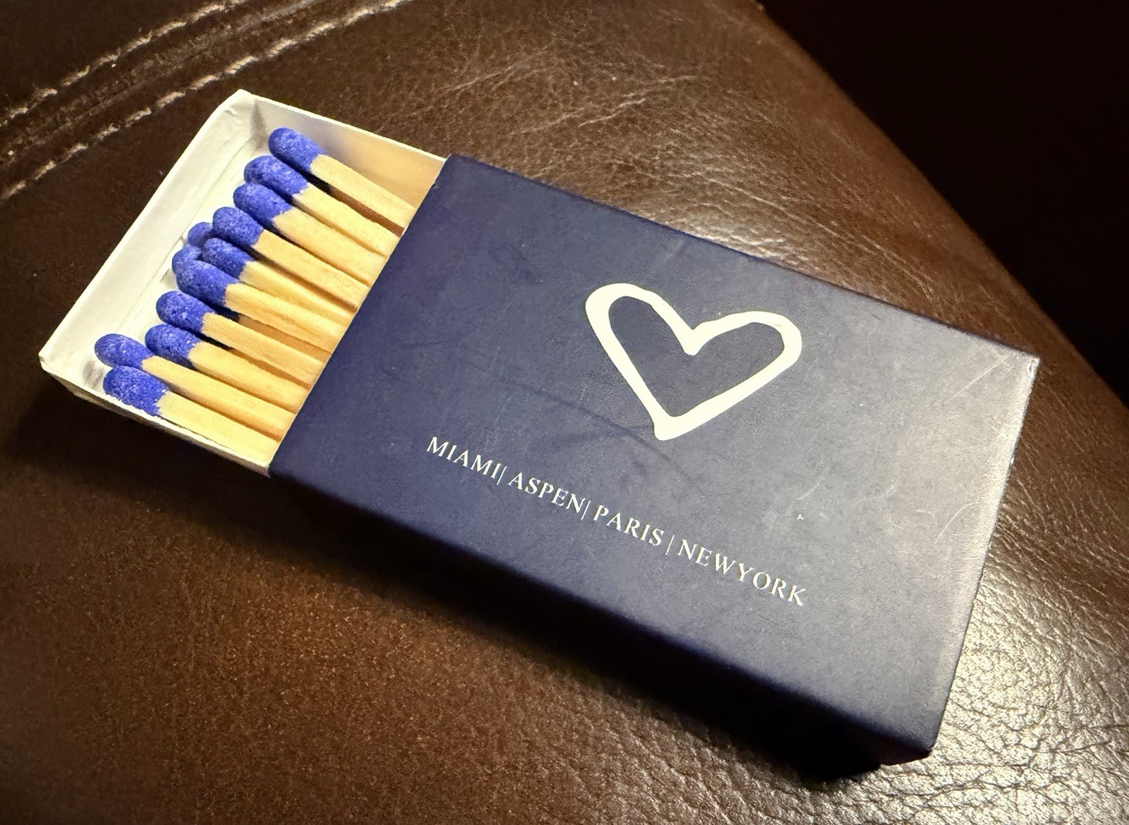 Casa Tua Restaurant, New York City/Miami/Aspen/Paris, Full Unstruck Matchbox