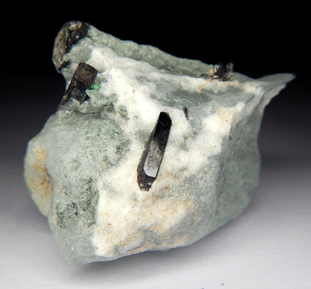 170.8ct Benitoite Neptunite Natrolite Djurlite Natural Mined Unheated Rough USA