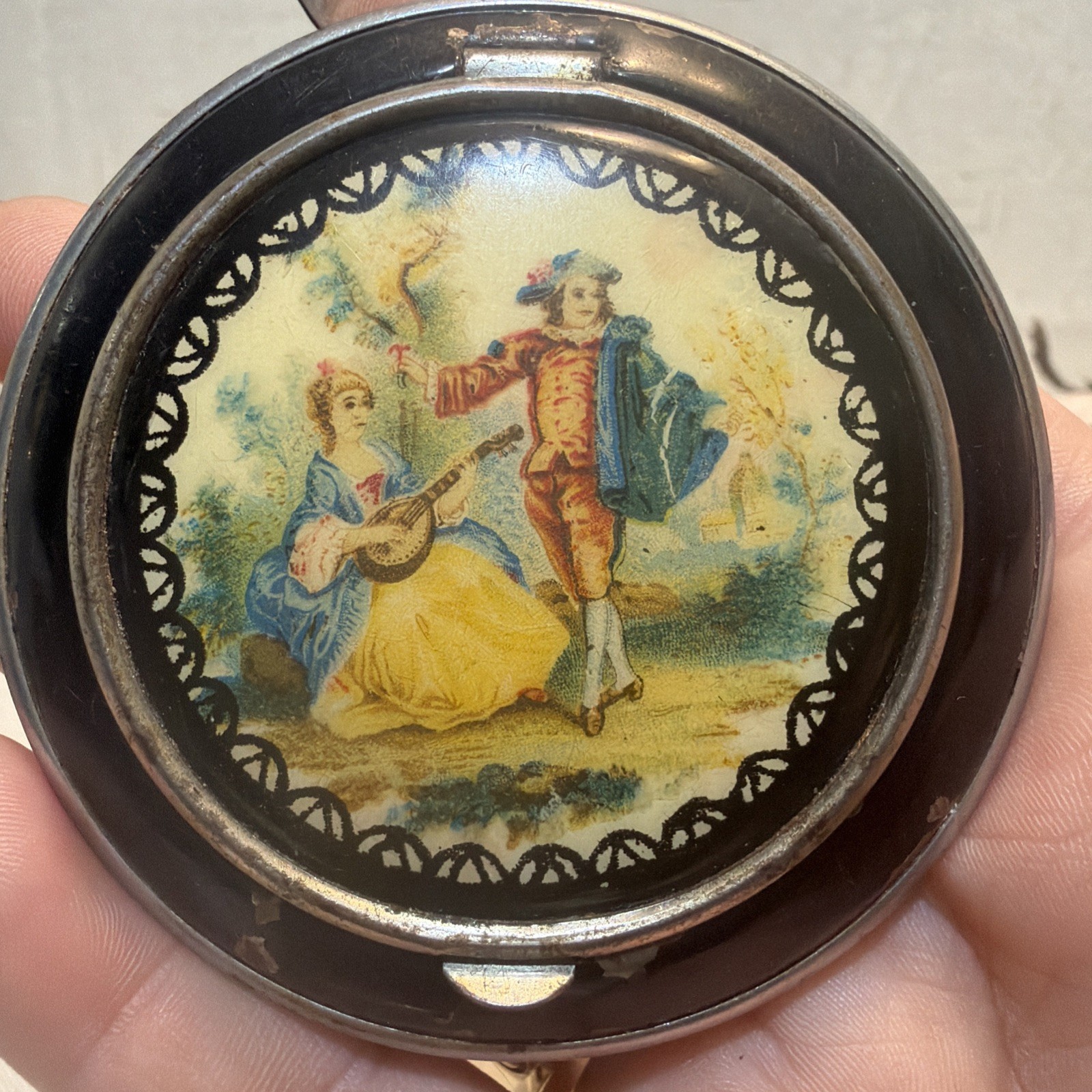 Vintage Round Black Enamel Hinged Compact  w/ Courting Couple Design