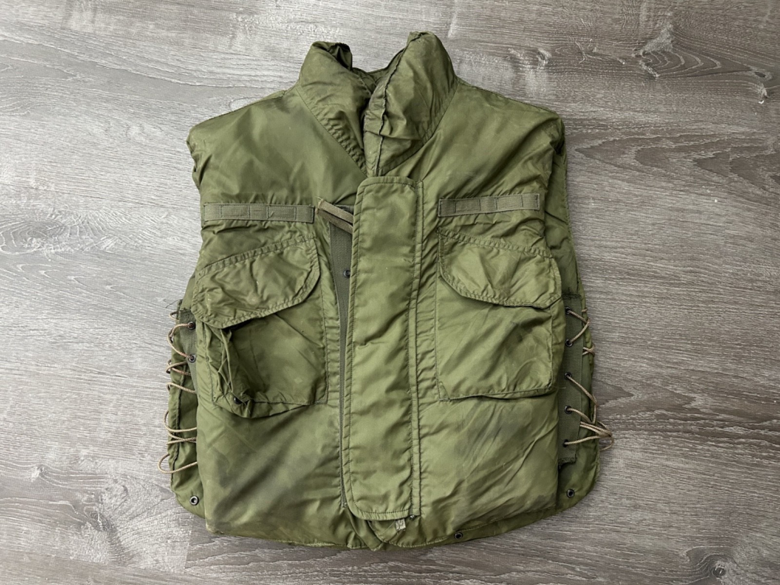 Vietnam Era 1969 Dated US Army USGI M69 Frag Fragmentation Flak Vest Medium