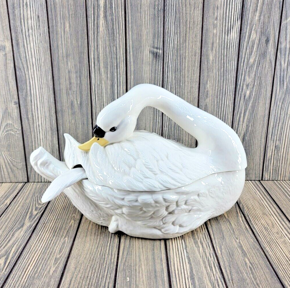 VTG Swan Soup Tureen Hand Painted Ceramic With Feather Ladle PICK UP ONLY