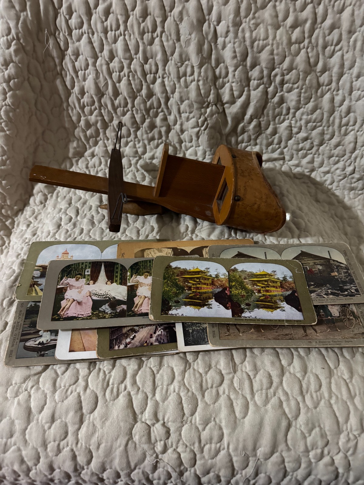 Antique Wooden Stereoscope Viewer w/ Vintage Stereoview Cards World Wide Series