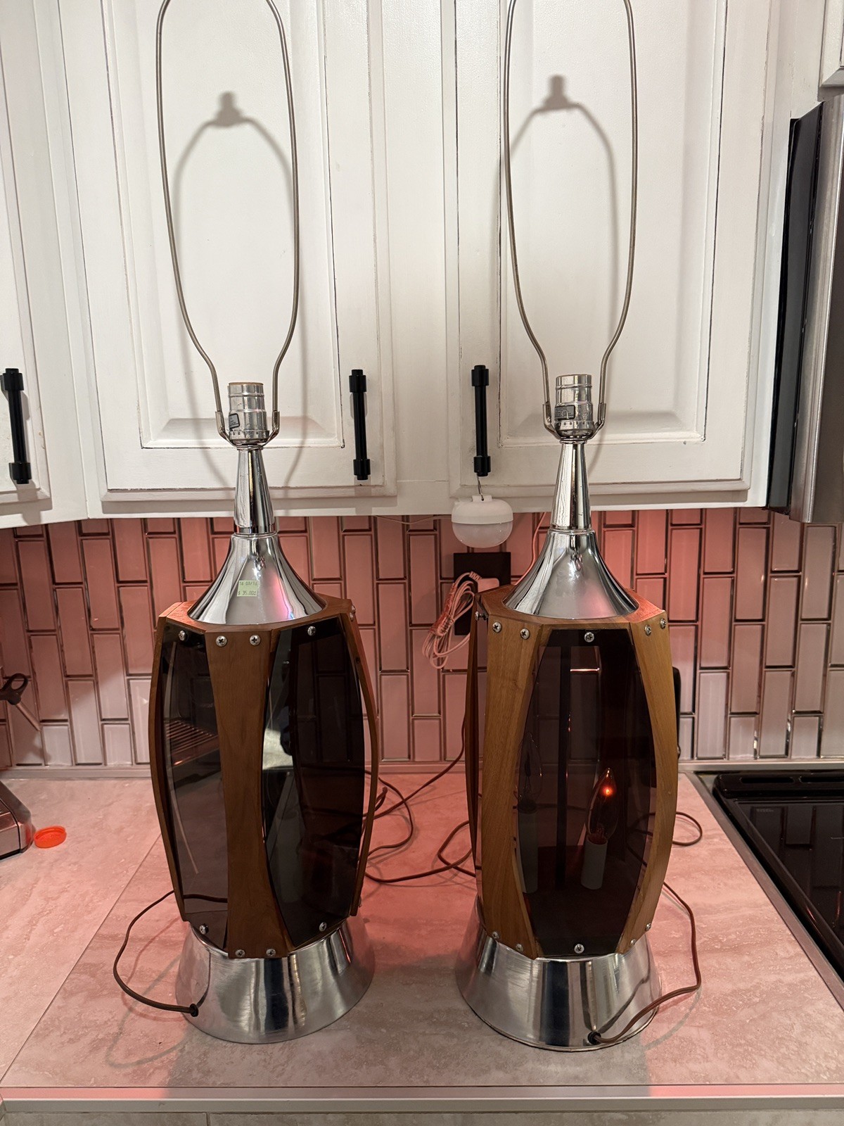2 MCM LAWRIN vtg table lamp pair chrome walnut smoked lucite ,flicker lights 2 MCM LAWRIN vtg table lamp pair chrome walnut smoked lucite ,flicker lights