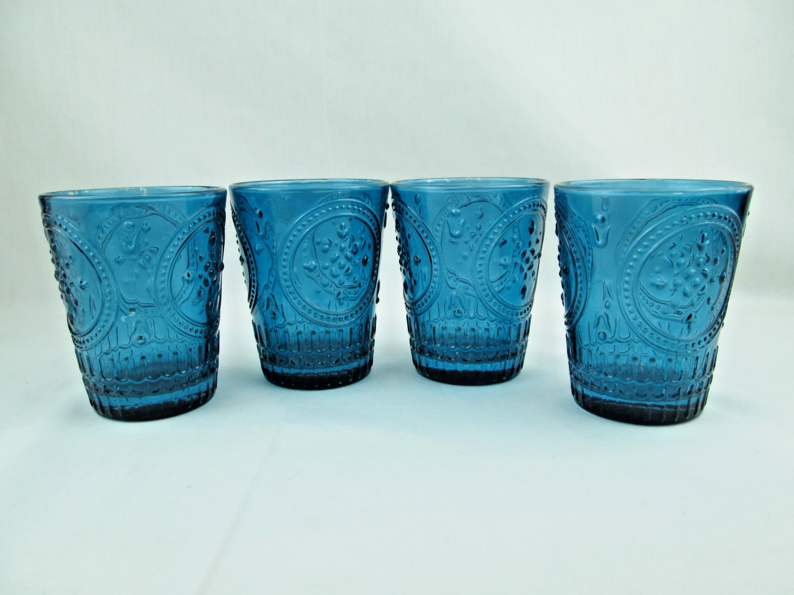 4 IVIMA SNOWFLAKE PATTERN BLUE AQUA GREEN GLASSES DRINK TUMBLER 4.25” TAL 4 IVIMA SNOWFLAKE PATTERN BLUE AQUA GREEN GLASSES DRINK TUMBLER 4.25” TAL