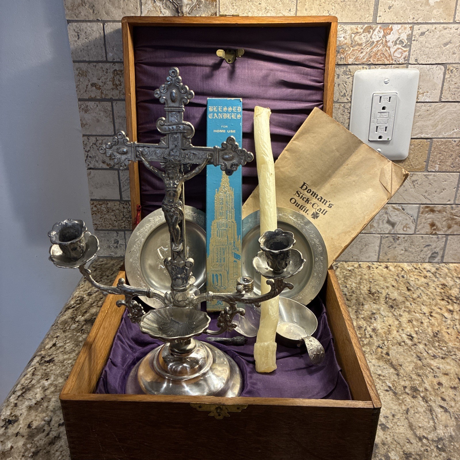 ANT VTG CATHOLIC SICK CALL LAST RITE SET IN WOODEN BOX HOMAN SILVER PLATE *